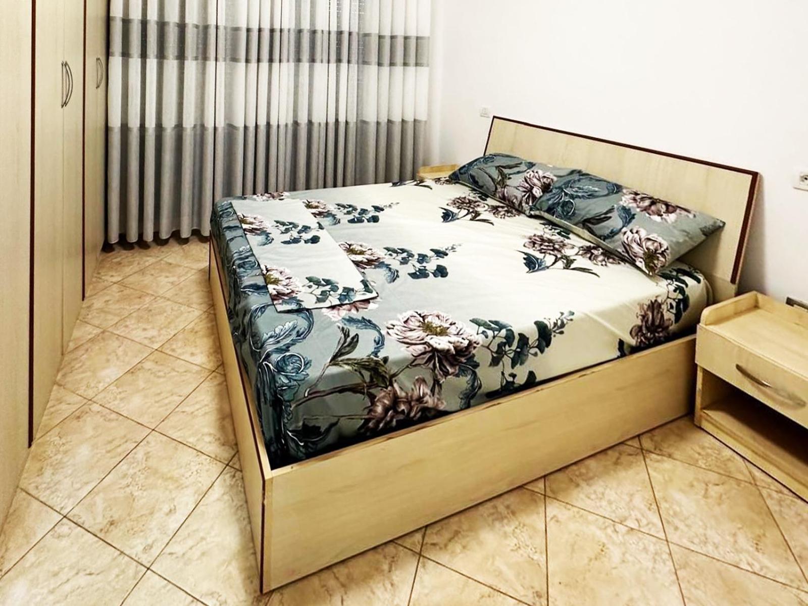 One-Bedroom Apartment with Sea View and Balcony