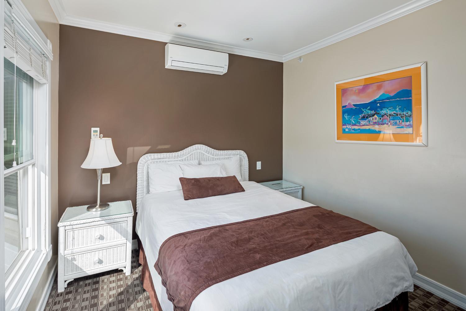 Standard Queen Room - Photo 2