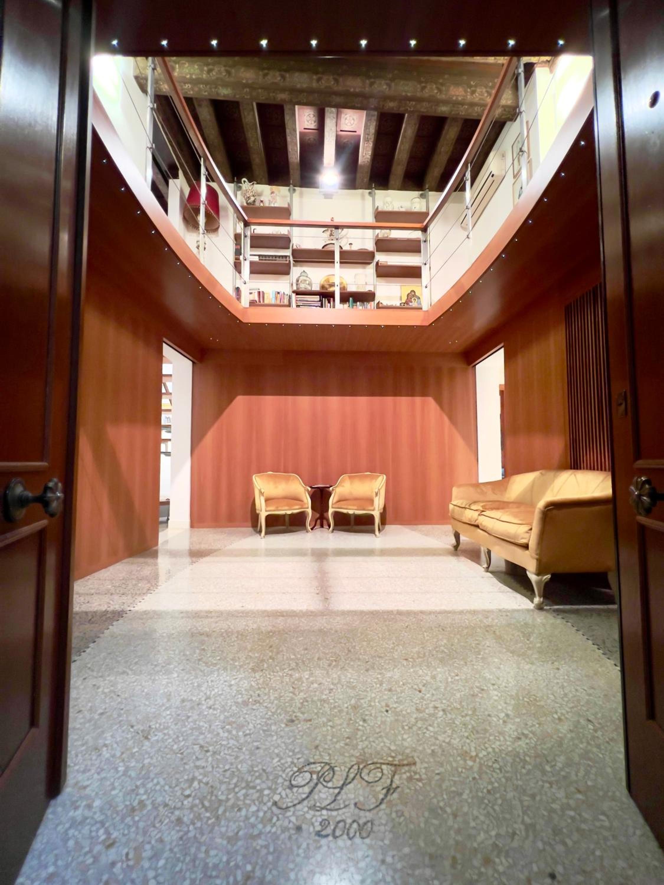 Three-Bedroom Deluxe Apartment photo 1