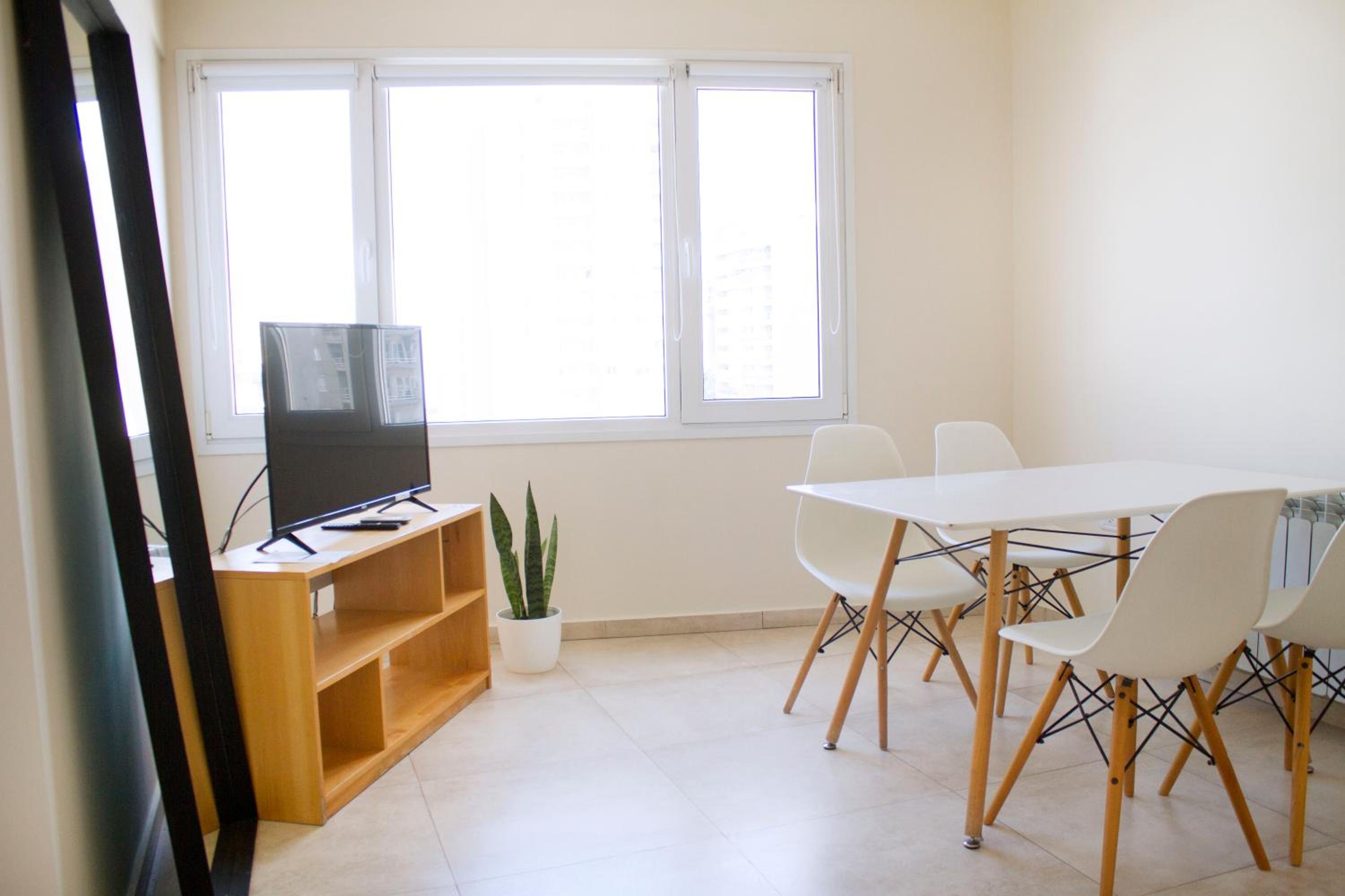One-Bedroom Apartment photo 3
