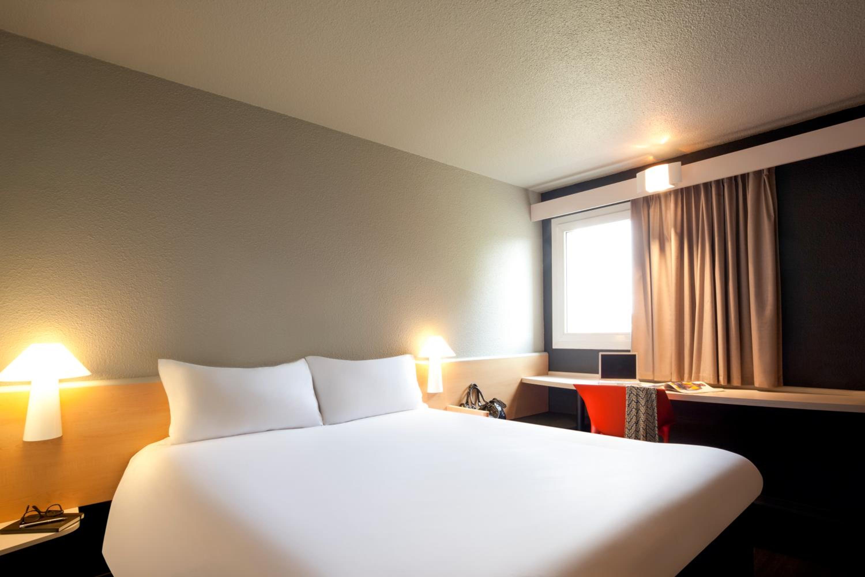 Double Room - Photo 7
