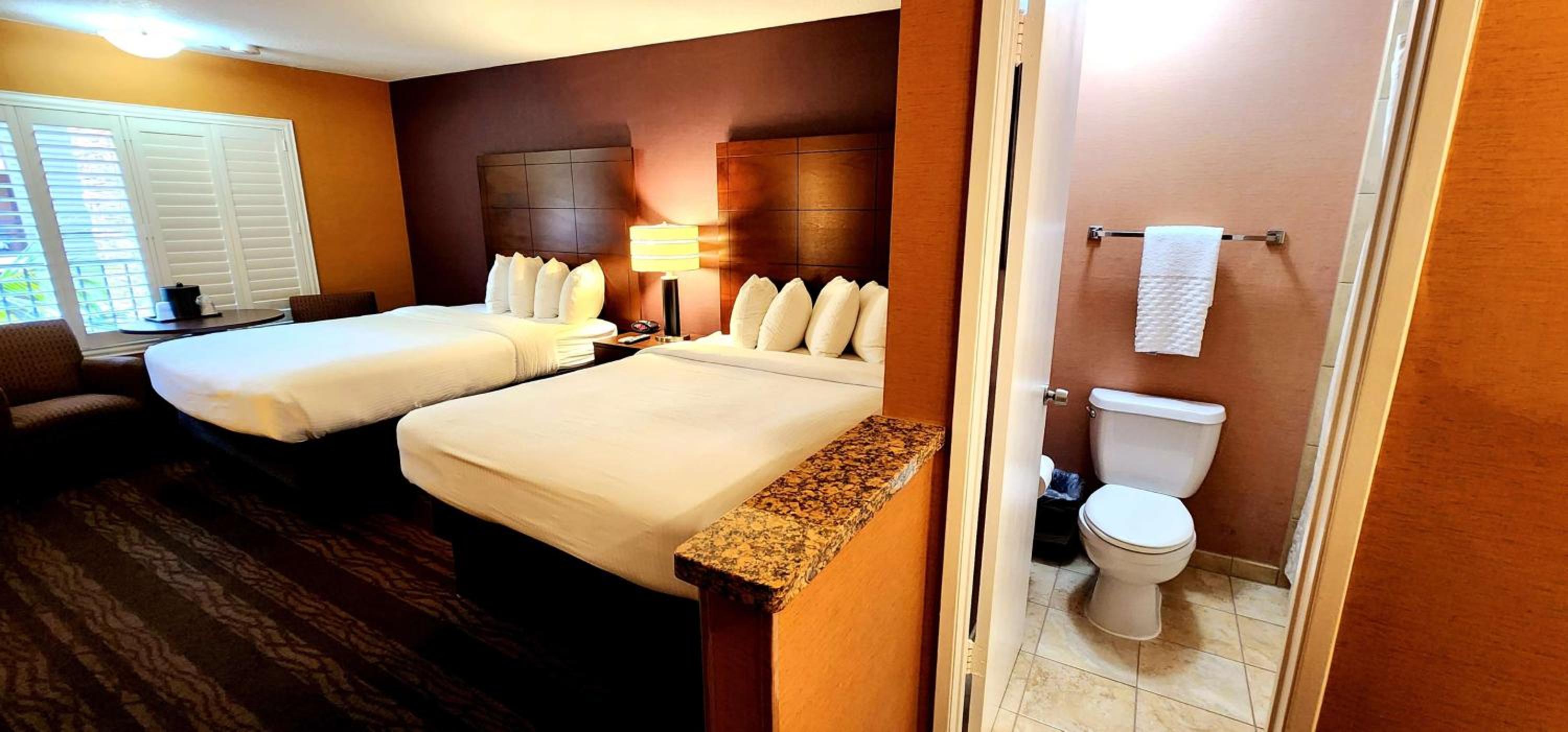 Double Room with Two Double Beds - Non-Smoking - Photo 3