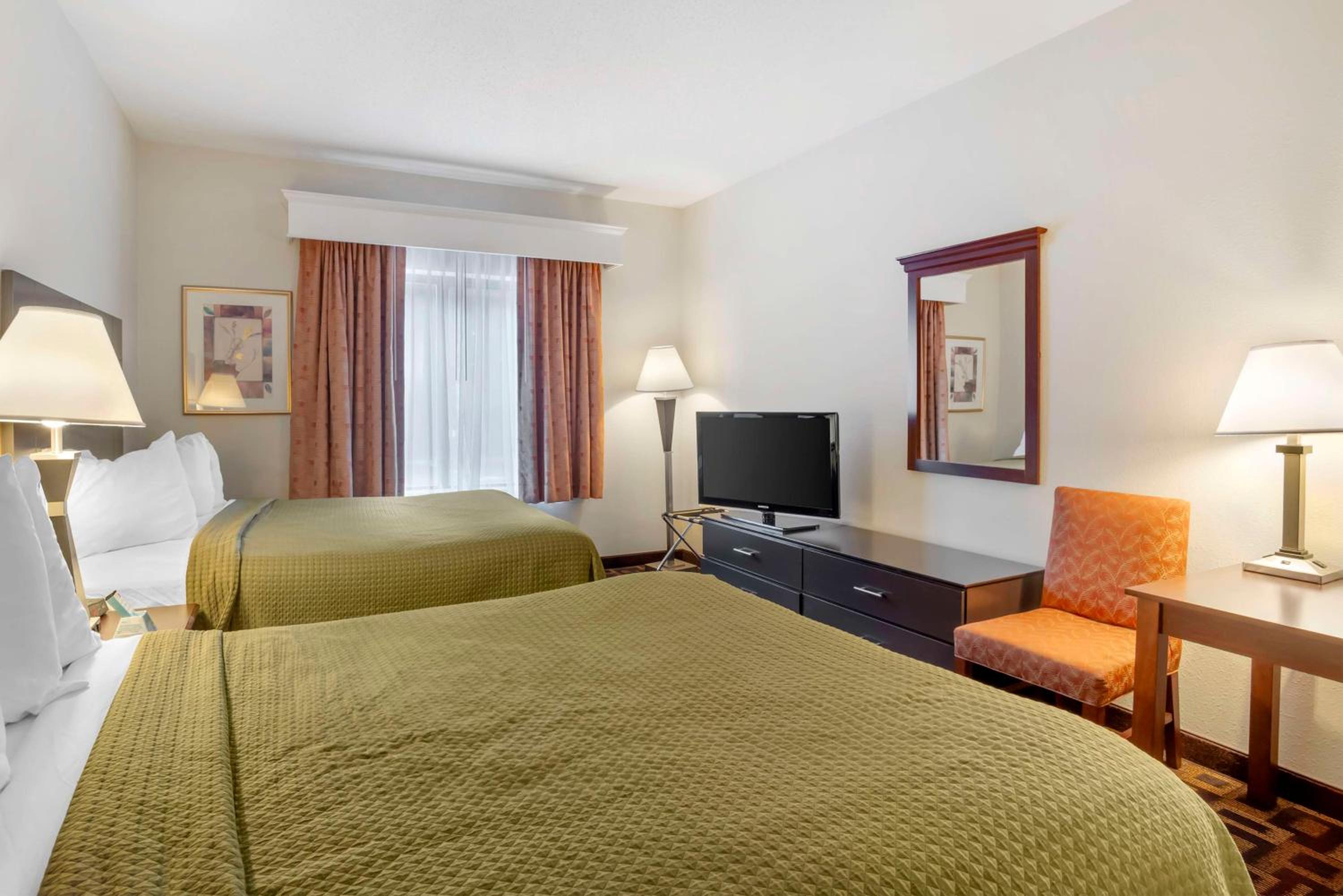 Queen Room with Two Queen Beds - Non-Smoking