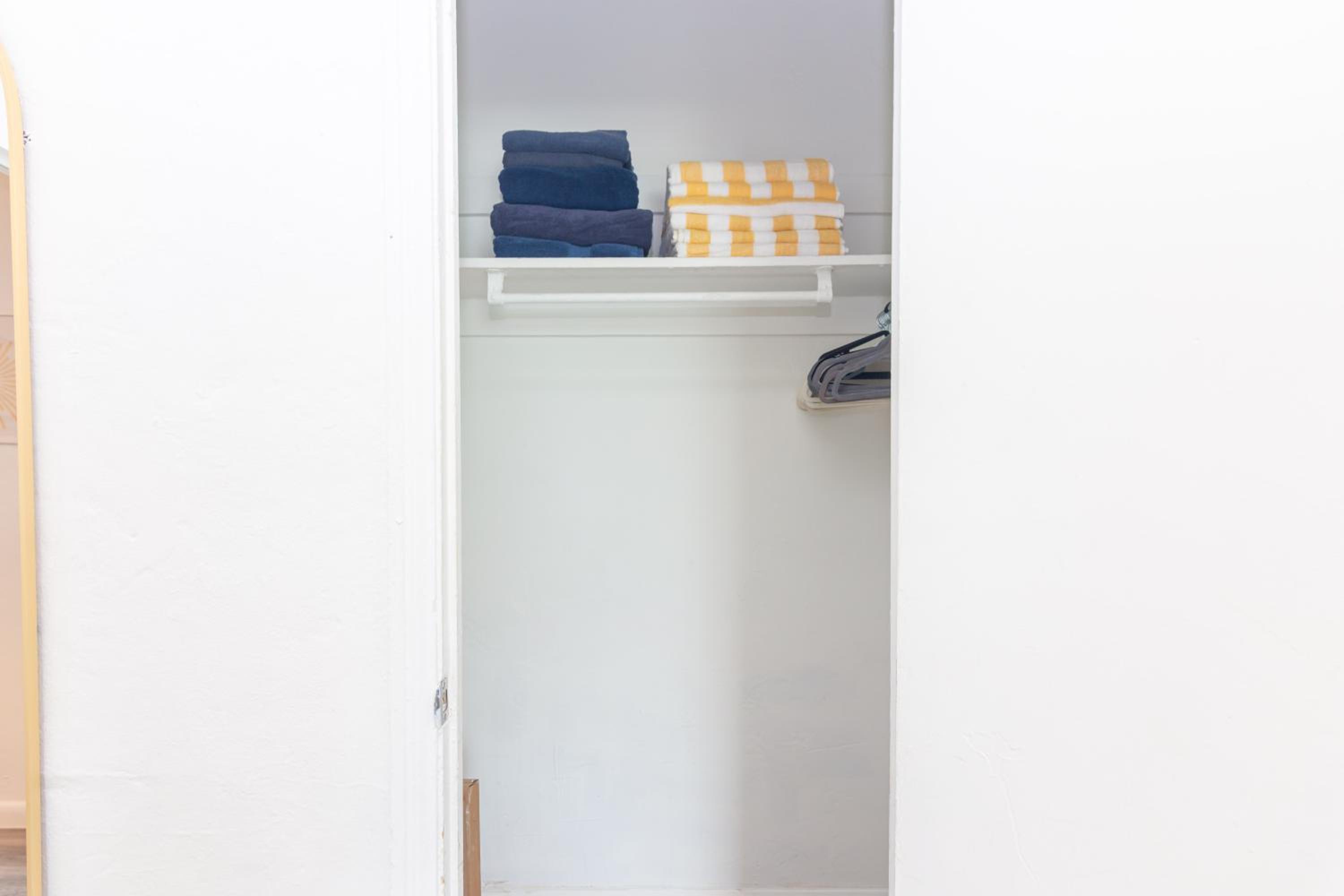 Three-Bedroom Apartment - Photo 12