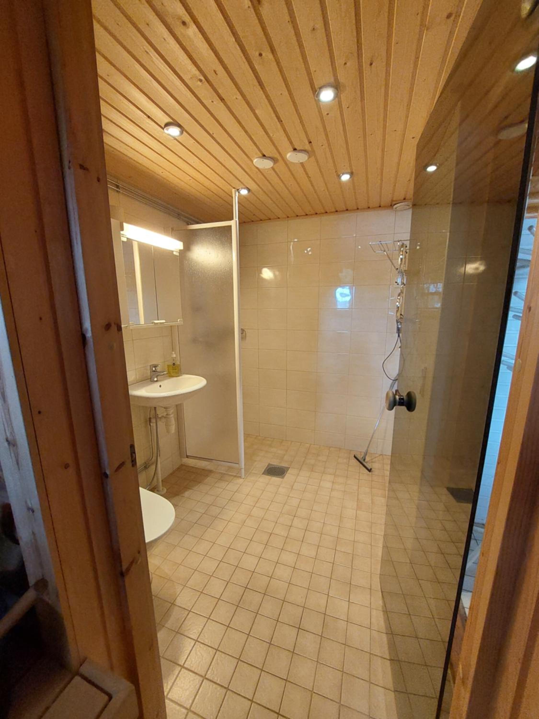 Two-Bedroom House - Photo 64