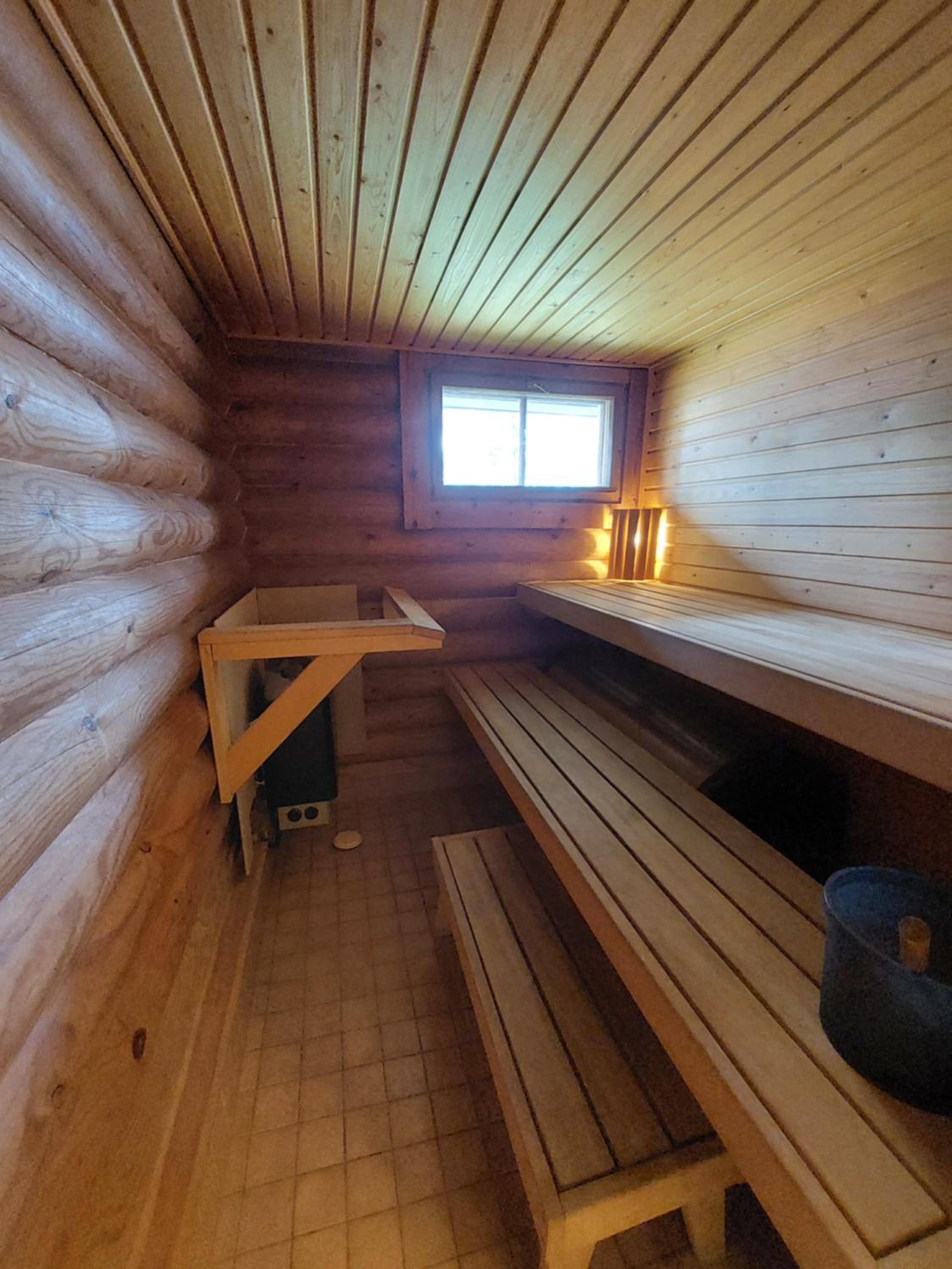 Two-Bedroom House - Photo 38