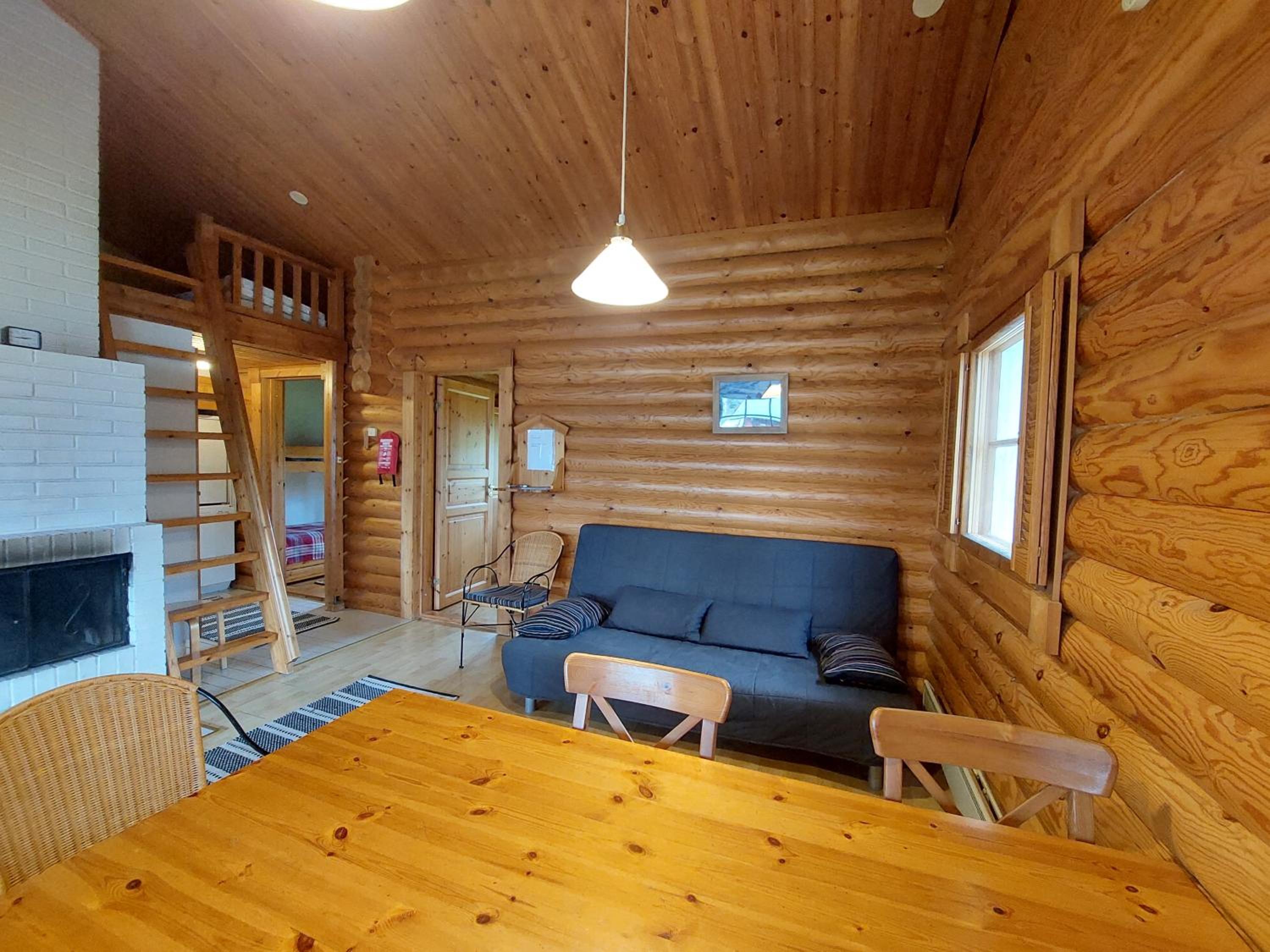 Two-Bedroom House - Photo 35