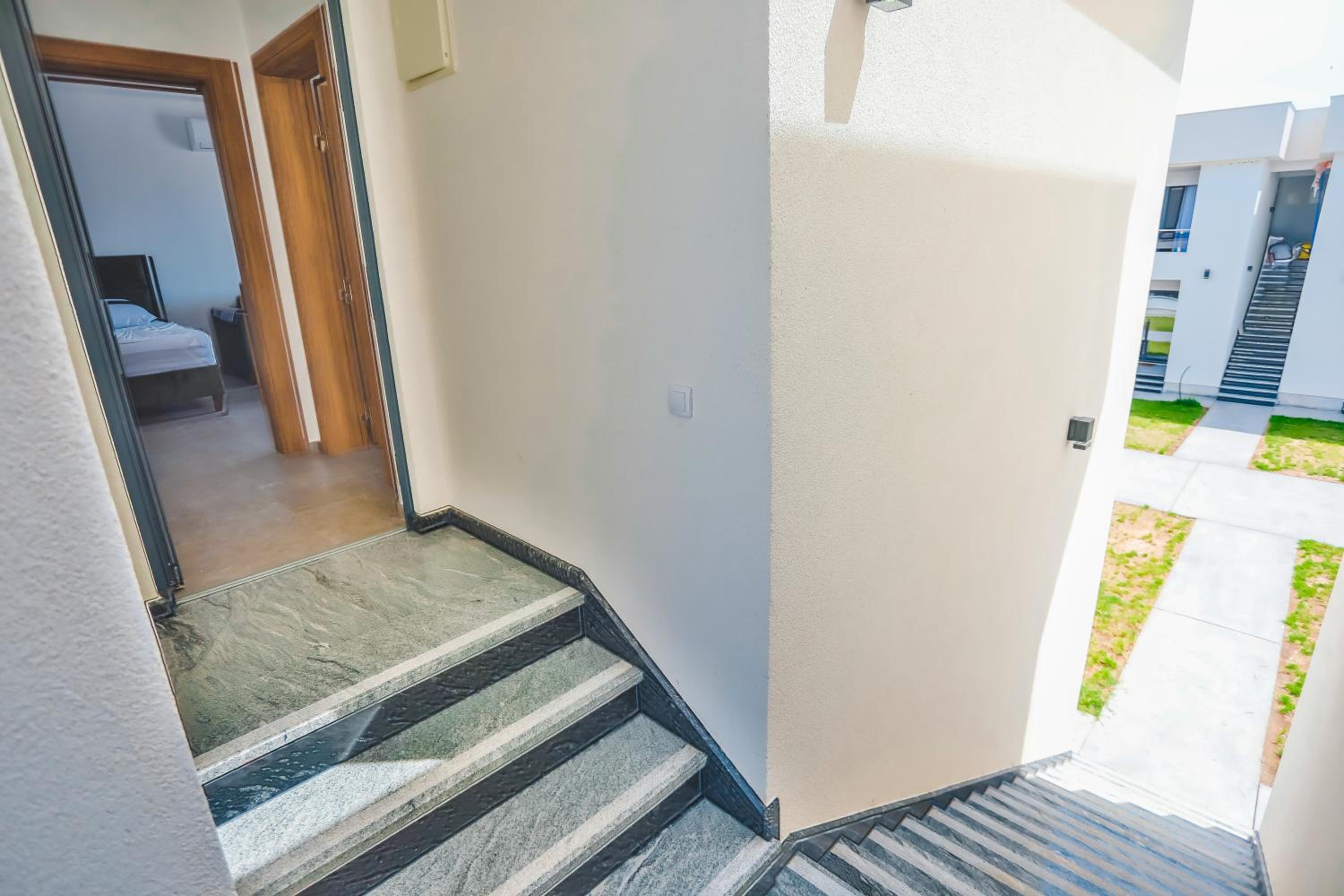 Deluxe Apartment photo 2