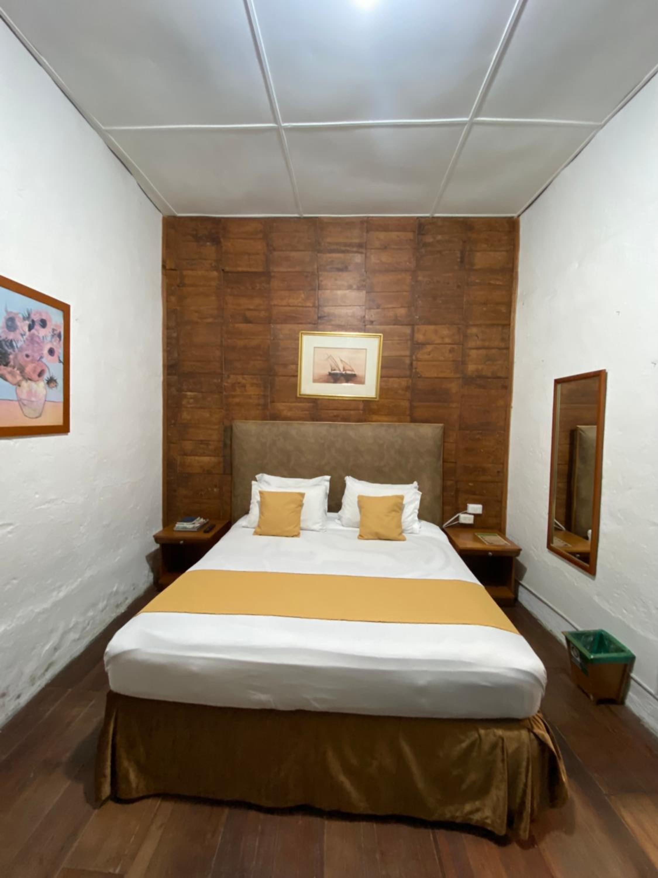 Double Room With Private Bathroom photo 2