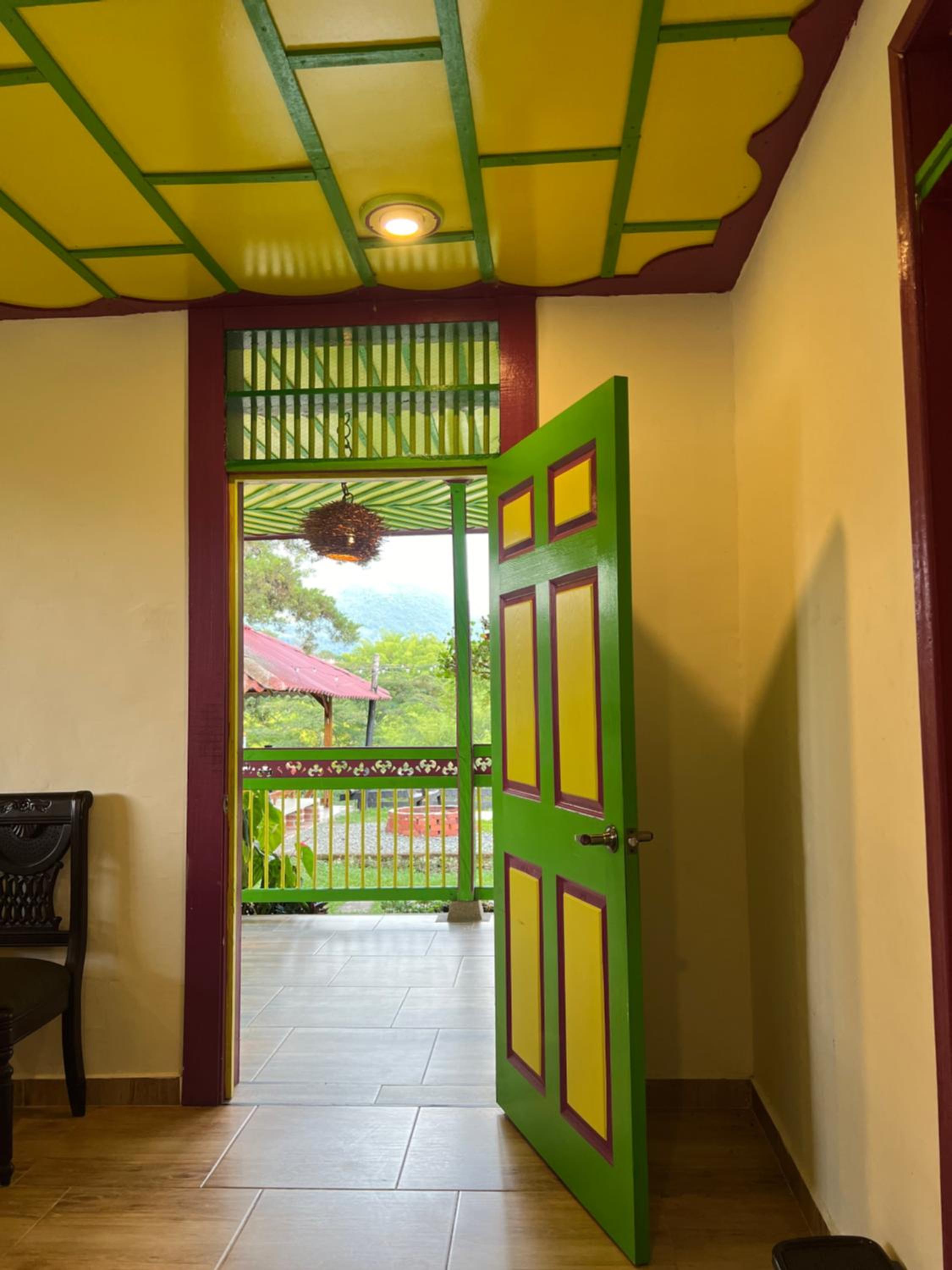 Family Room with Garden View photo 3