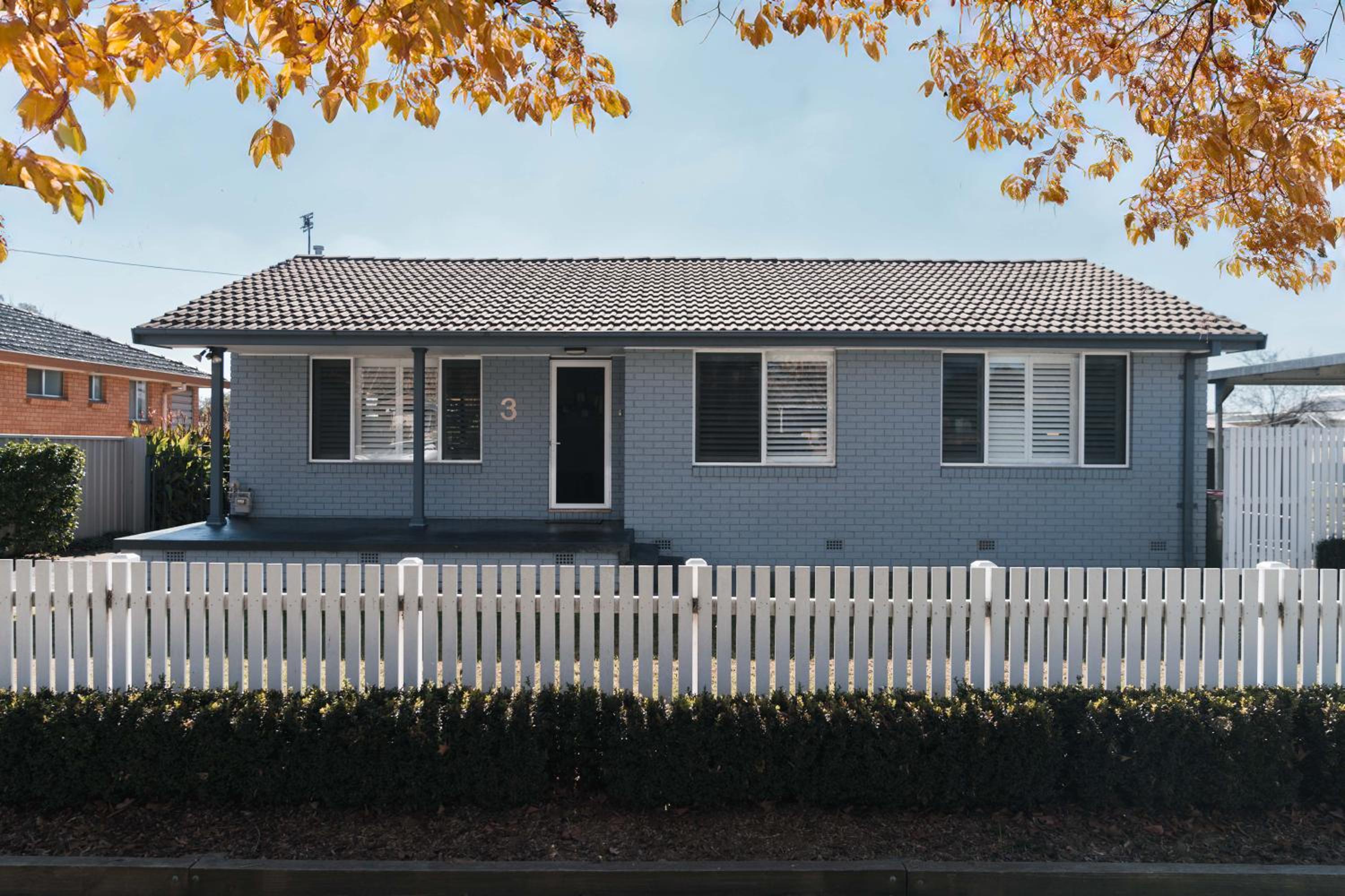 Three-Bedroom House photo 2