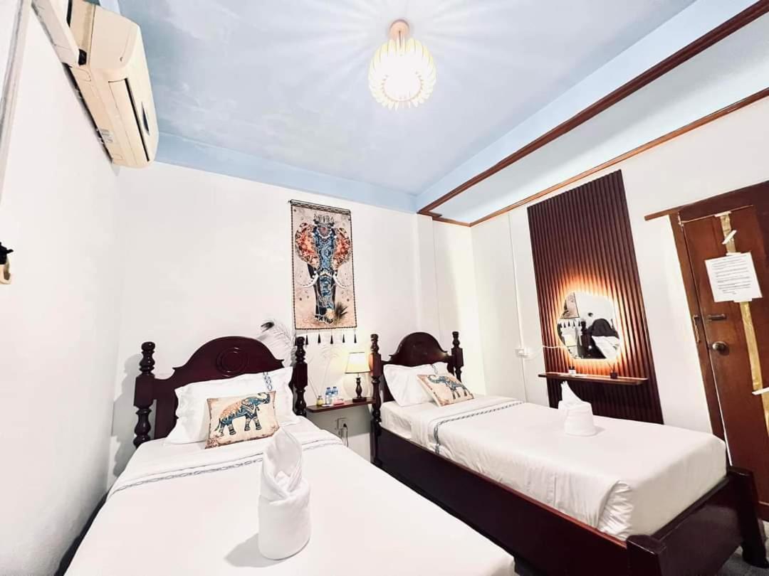 Standard Double or Twin Room photo 1