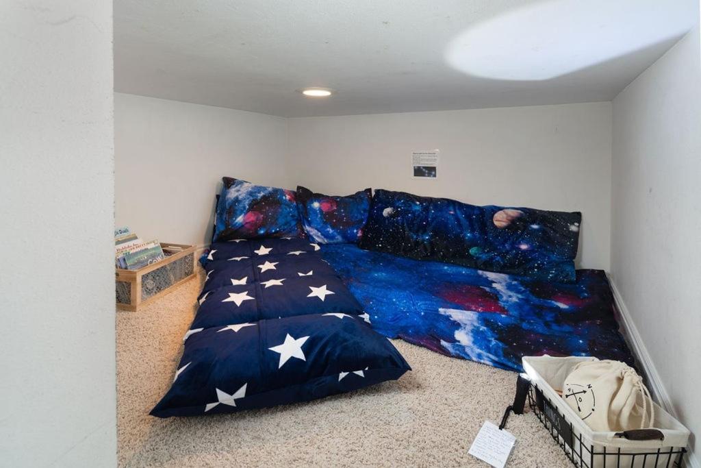 Four-Bedroom House photo 1