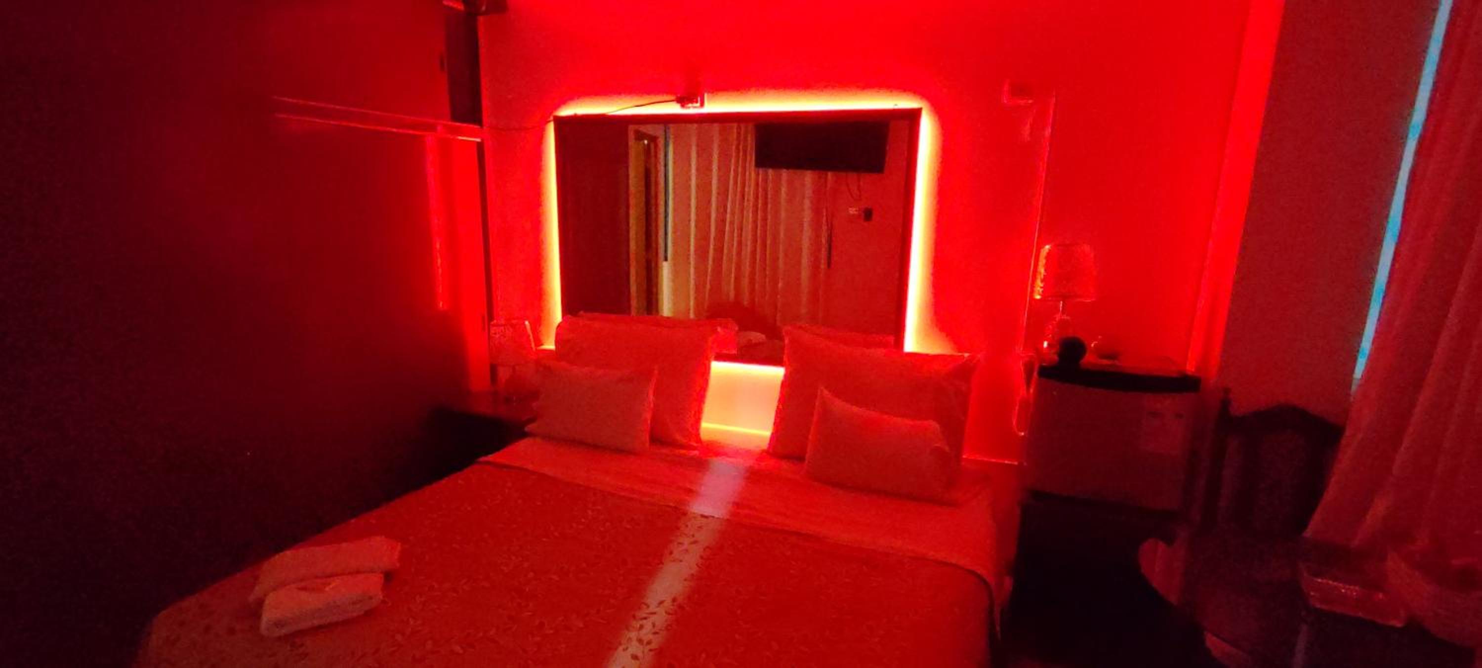 Deluxe Suite With Spa Bath