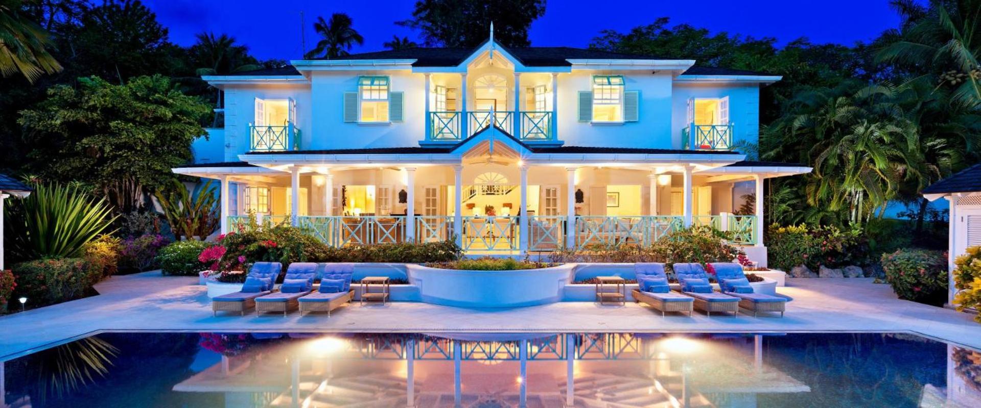 Villa photo 1