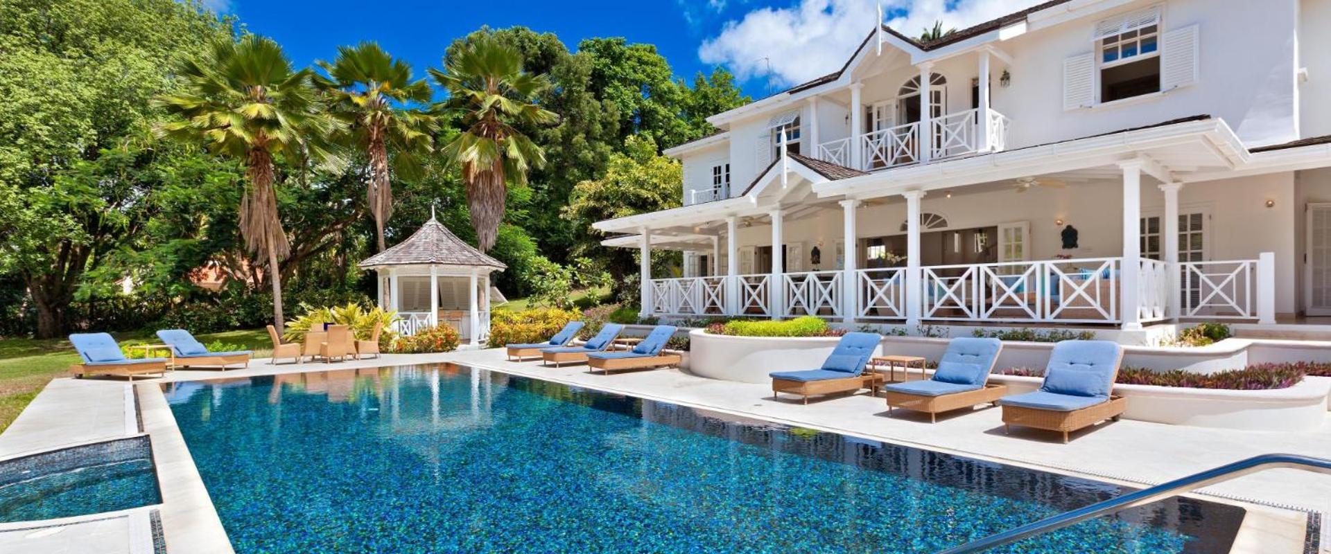 Villa photo 2