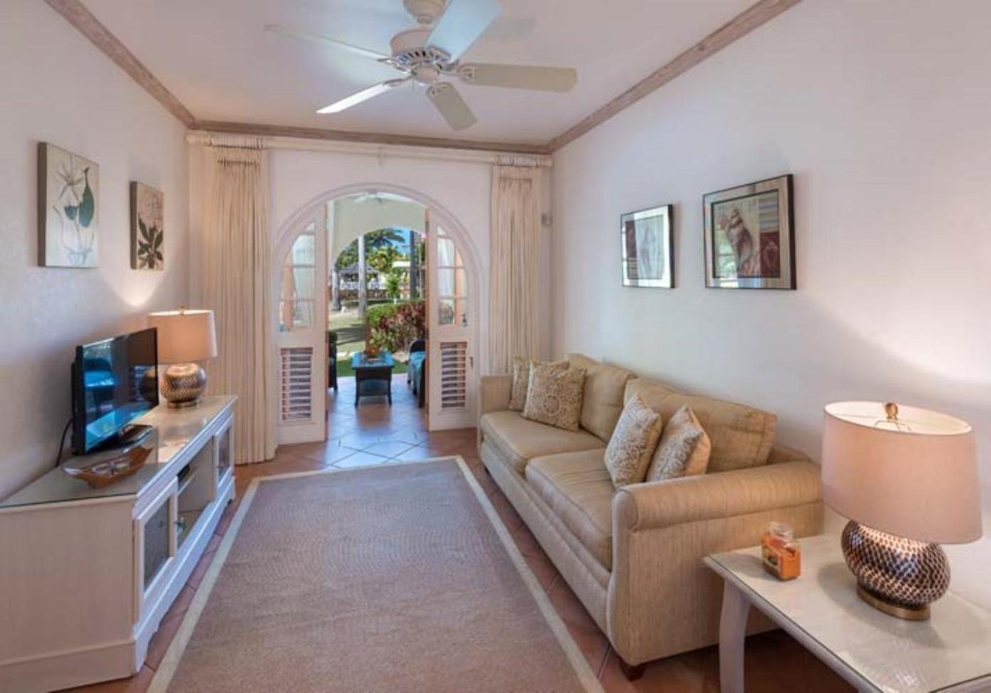 Villa photo 1