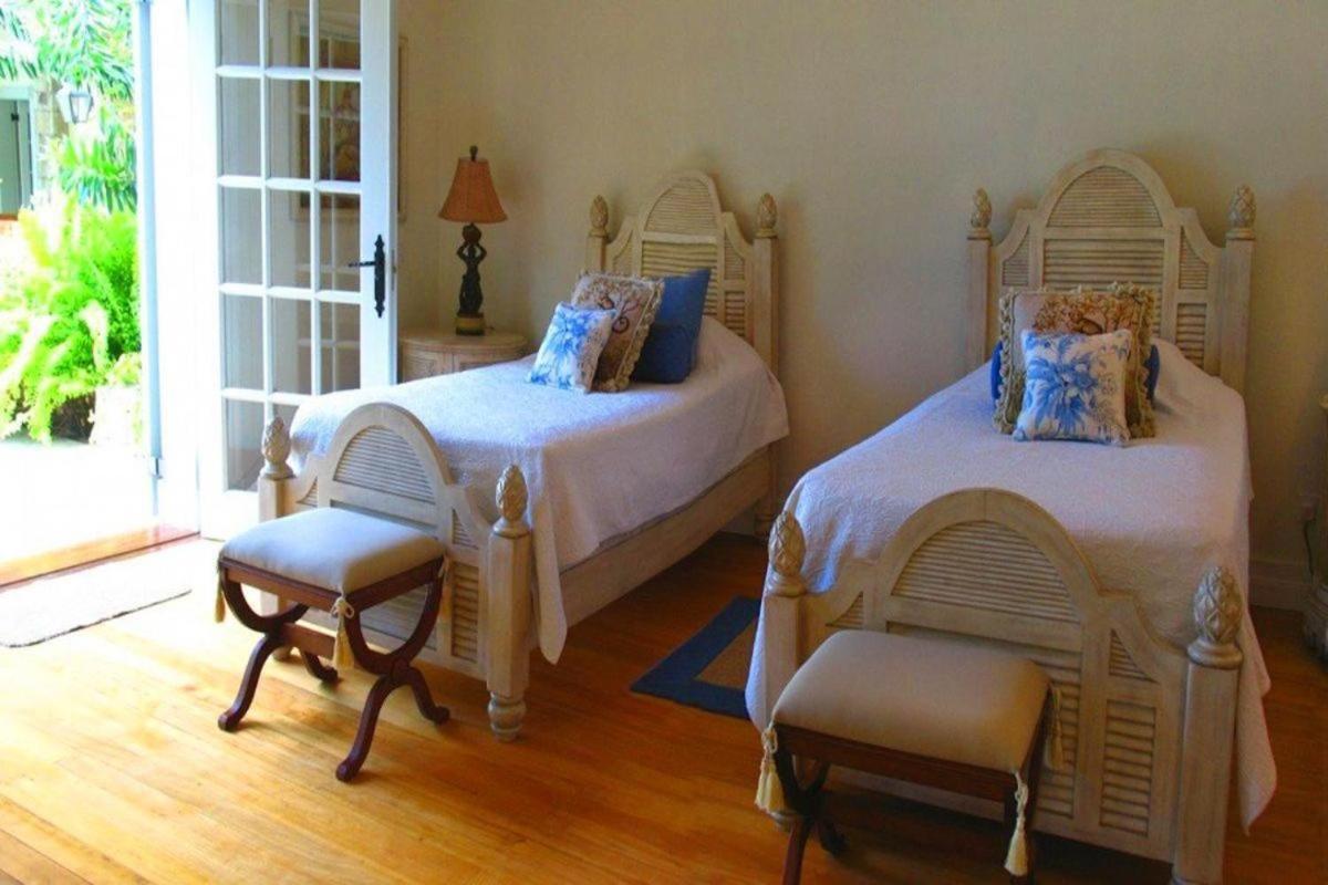 Villa photo 2