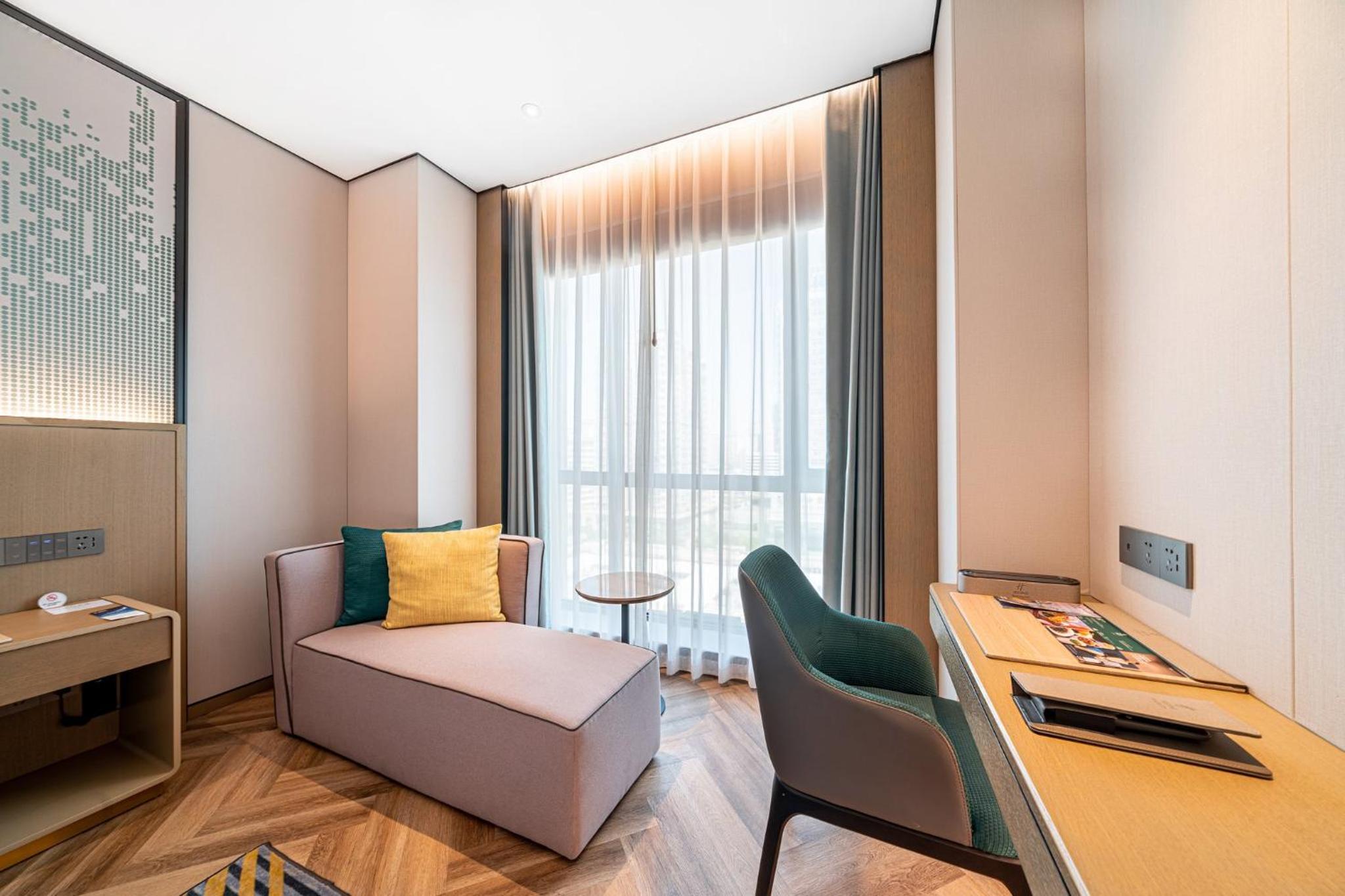 Premium Queen Room - Photo 4