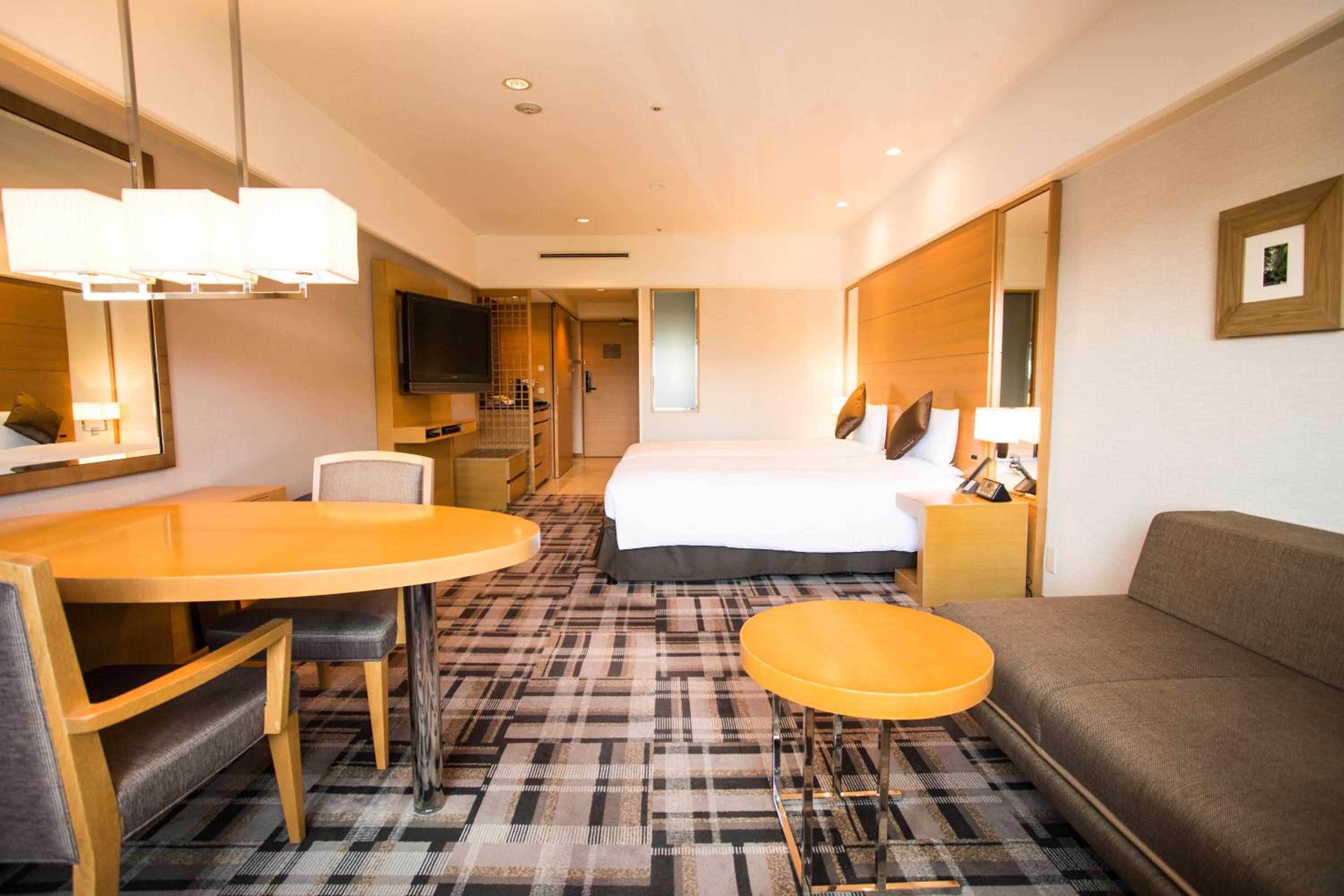 Executive Twin Room - Non-Smoking - Photo 1