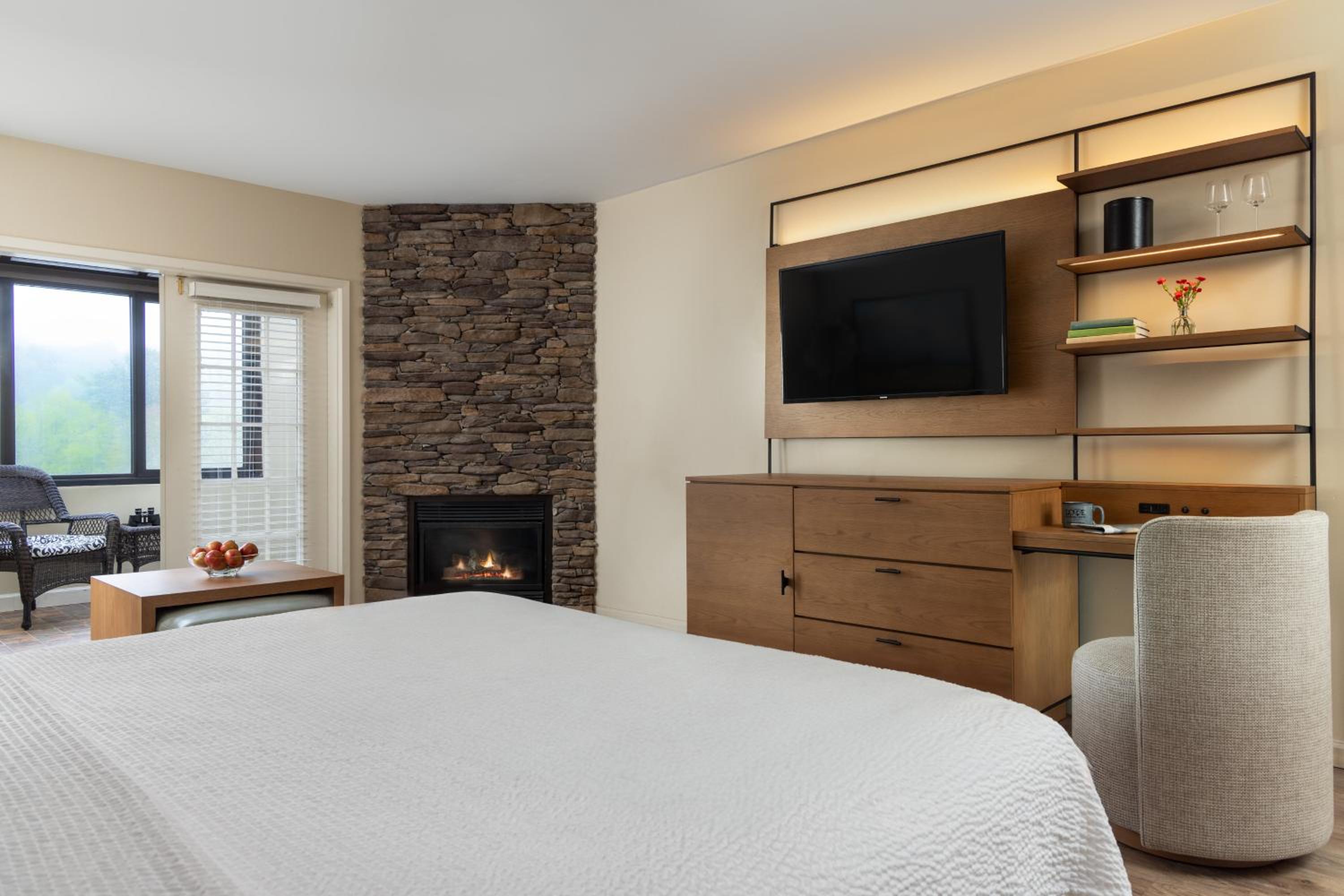 King Room with Spa Bath - Photo 5