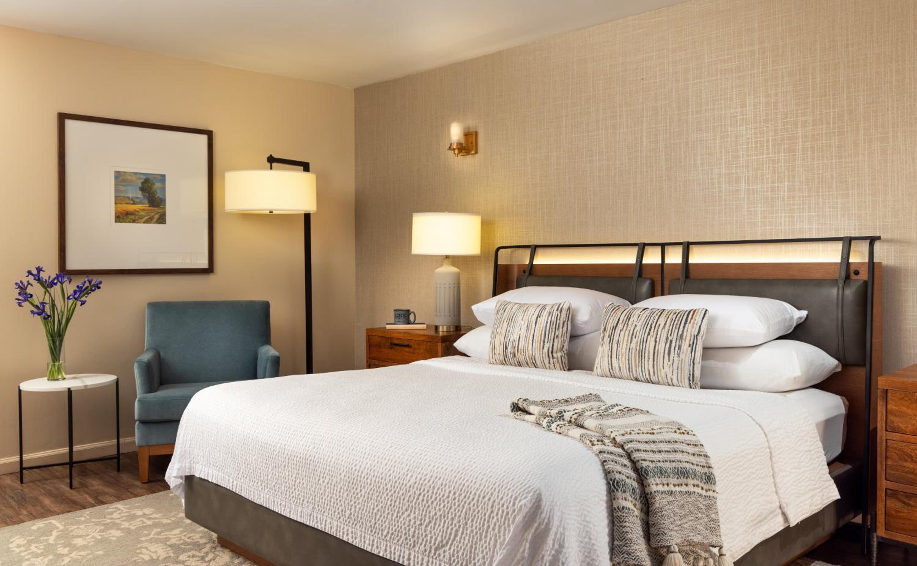 Suite with Spa Bath - Photo 4