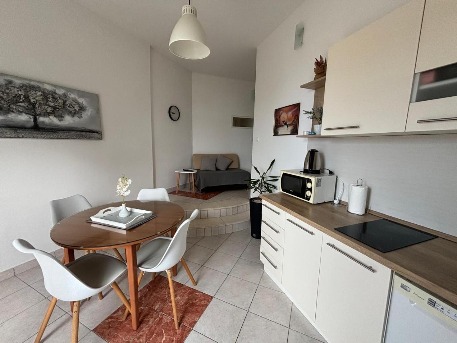 Apartment with Terrace photo 1