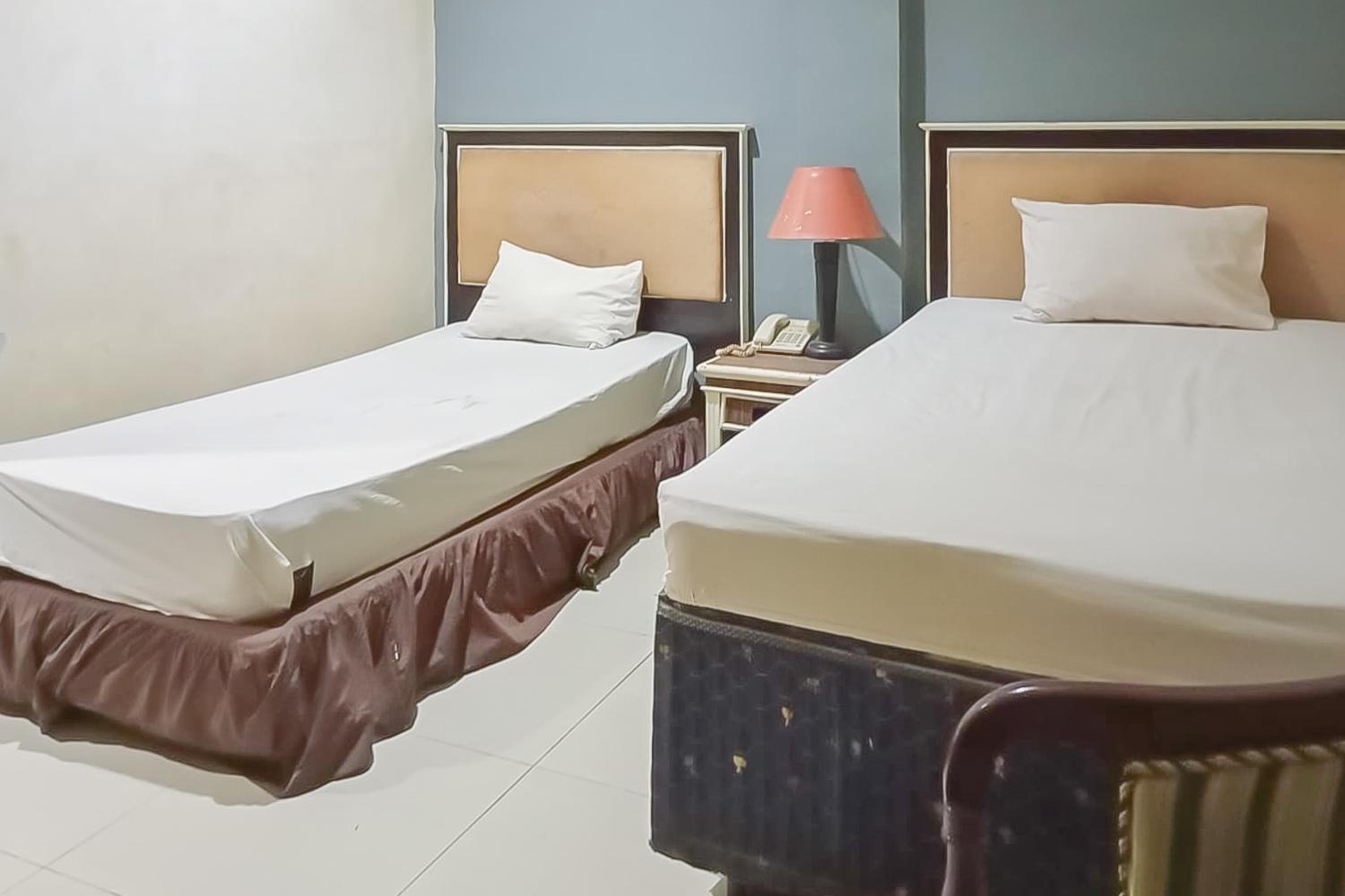 Deluxe Twin Room - Photo 1
