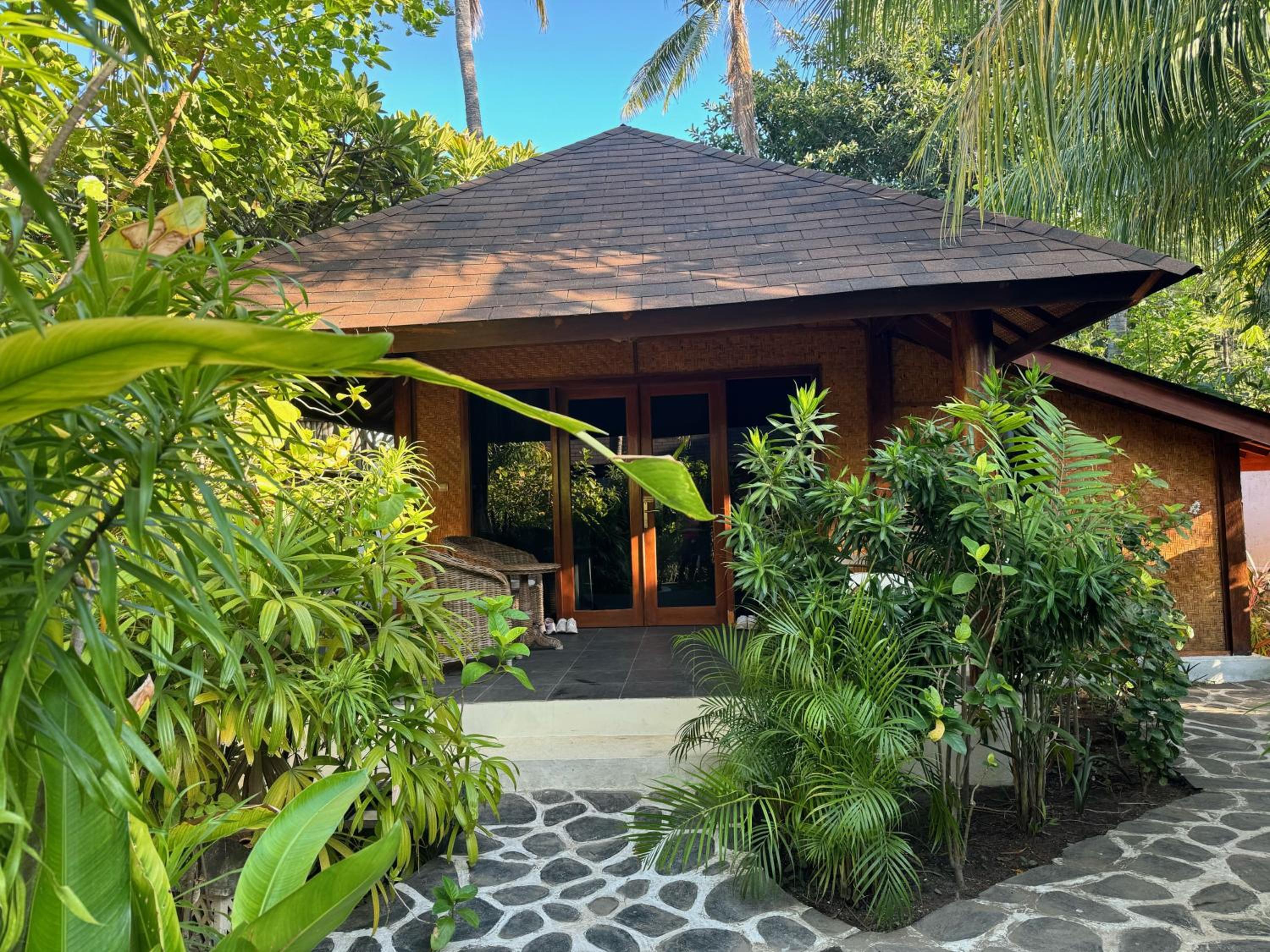 Family Bungalow - Photo 3