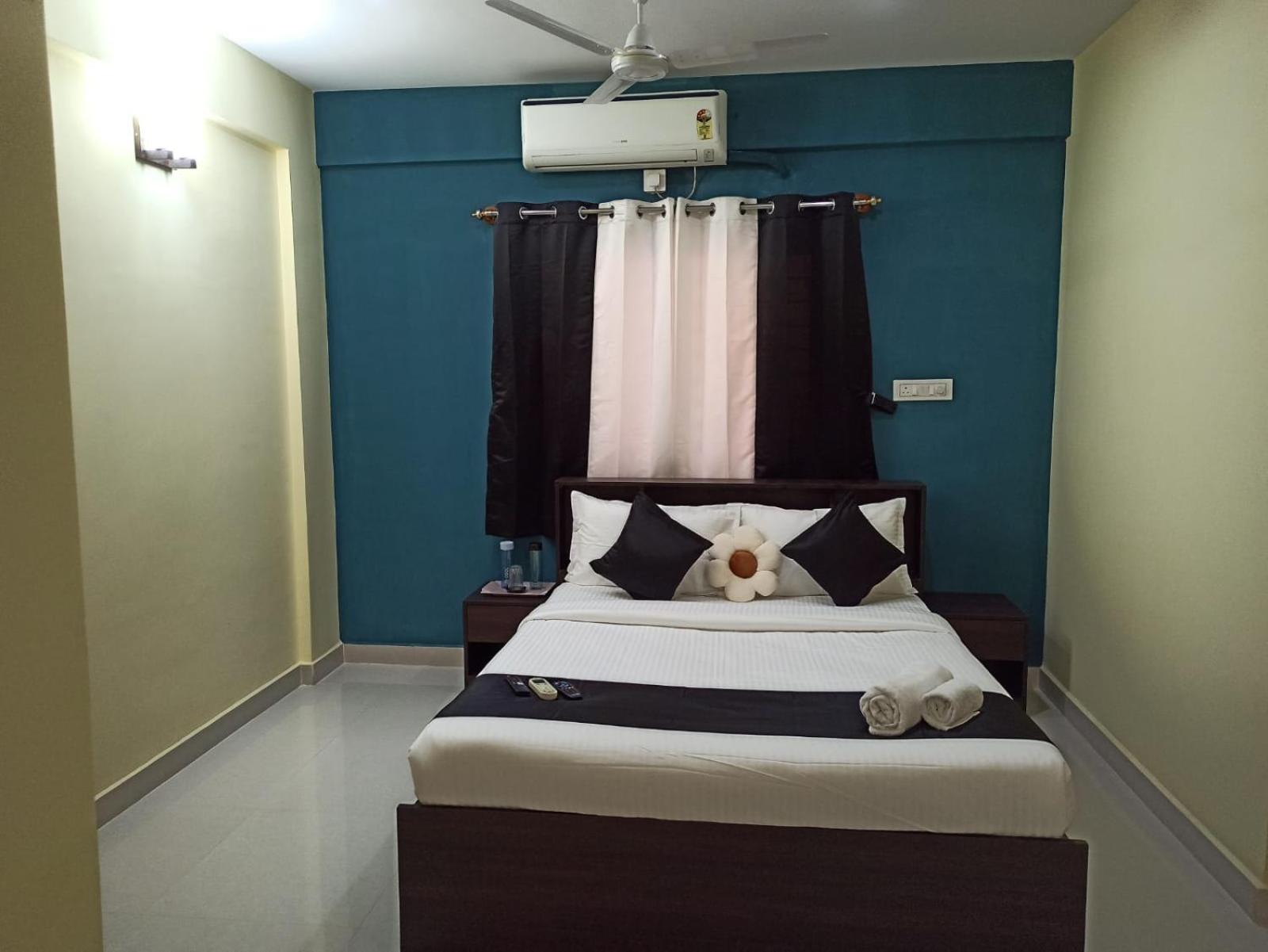 Deluxe Double Room photo 2