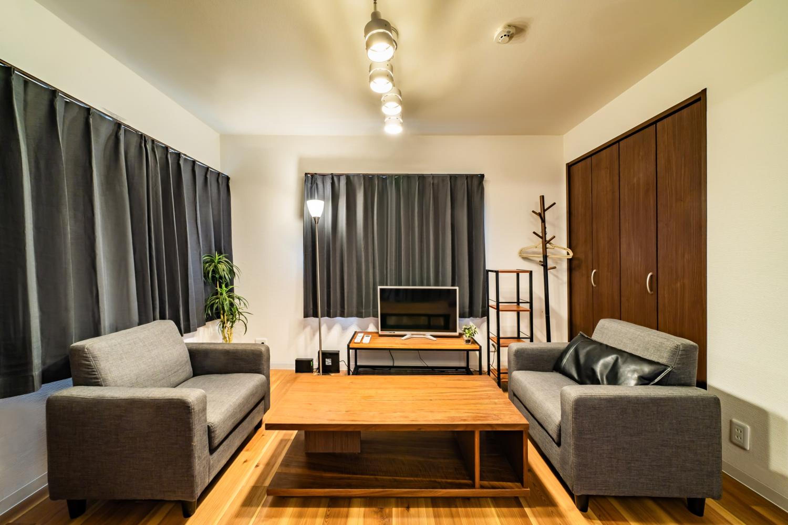One-Bedroom House photo 1
