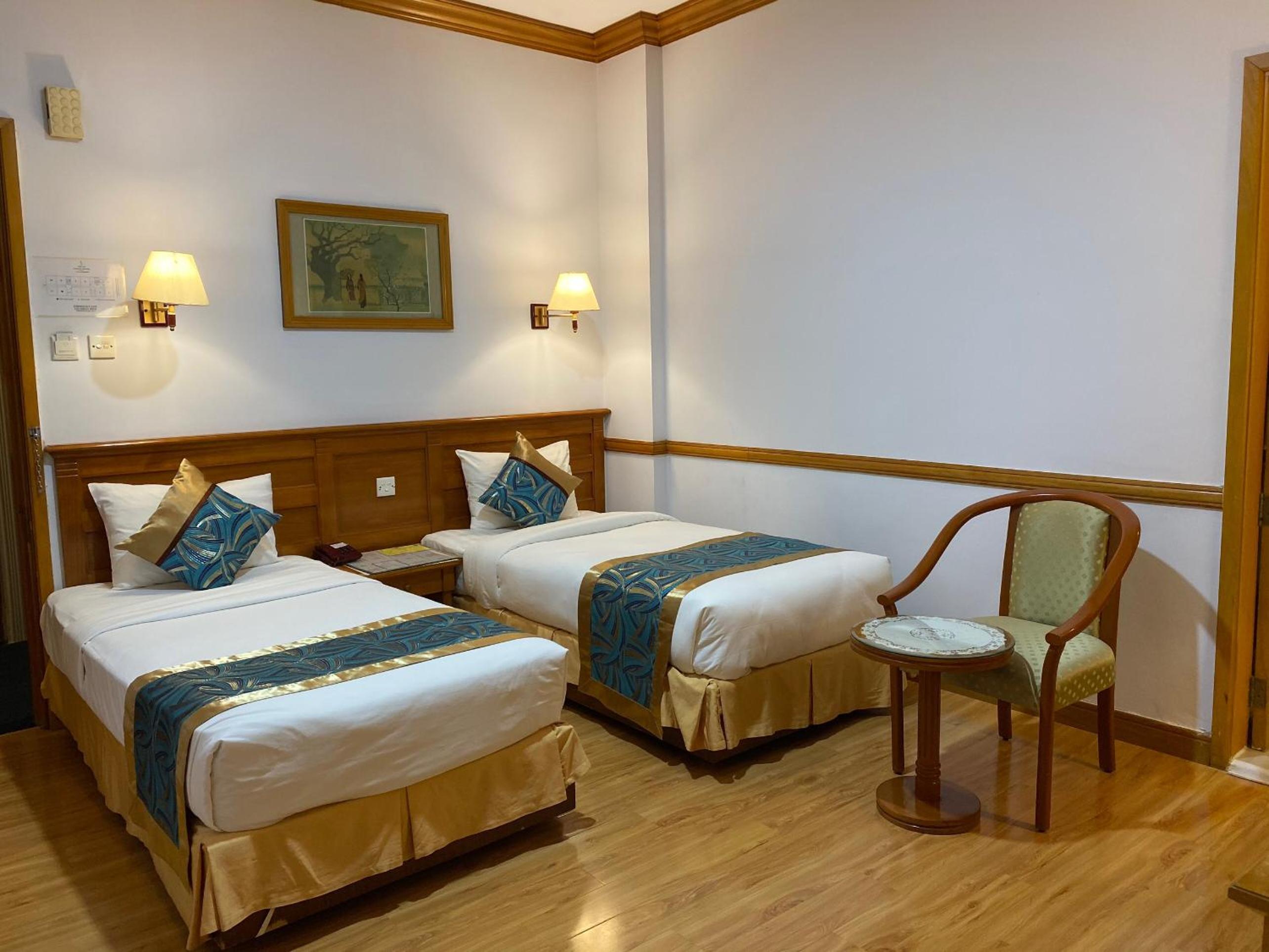 Deluxe Twin Room photo 3