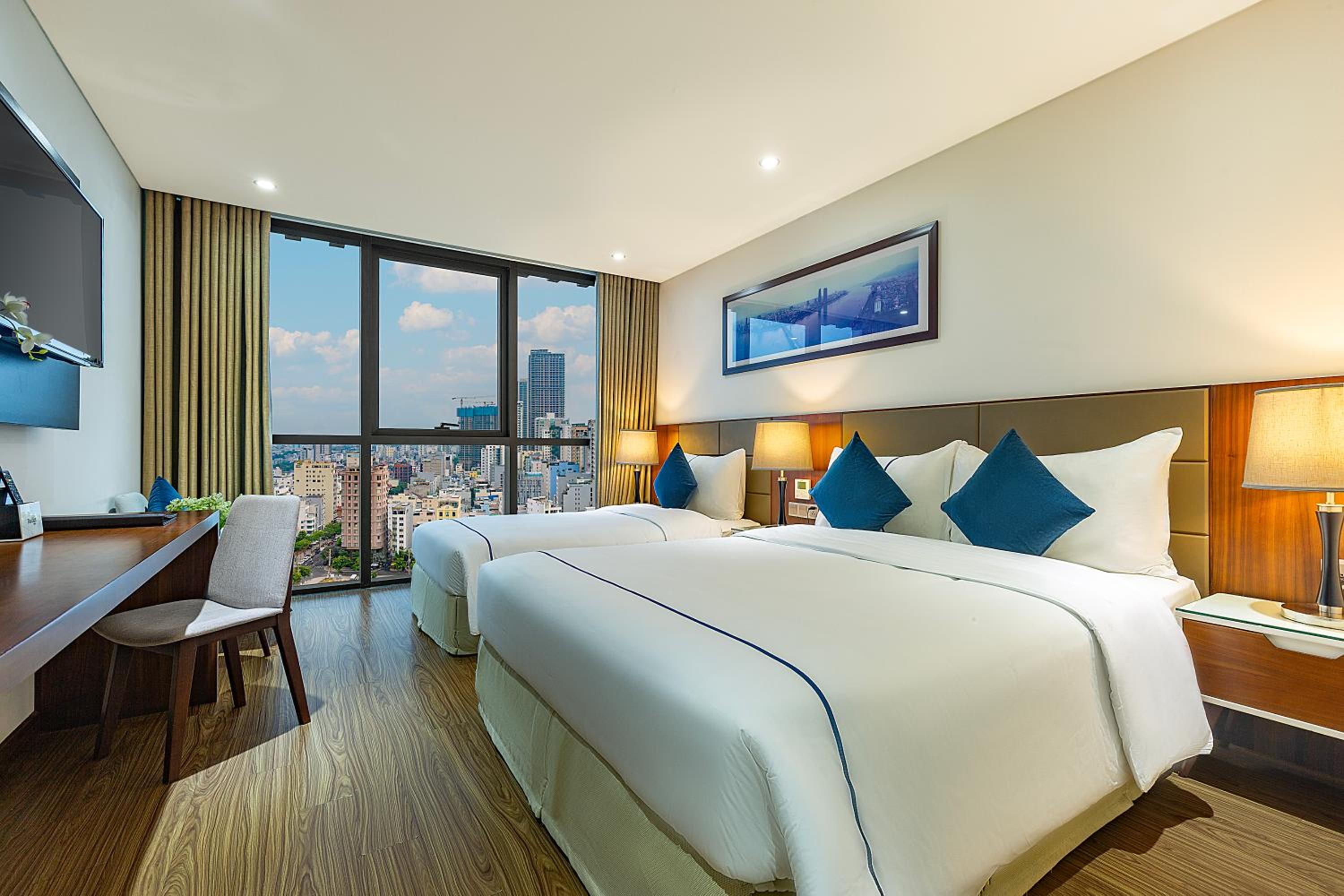 Luxury Triple Room photo 2
