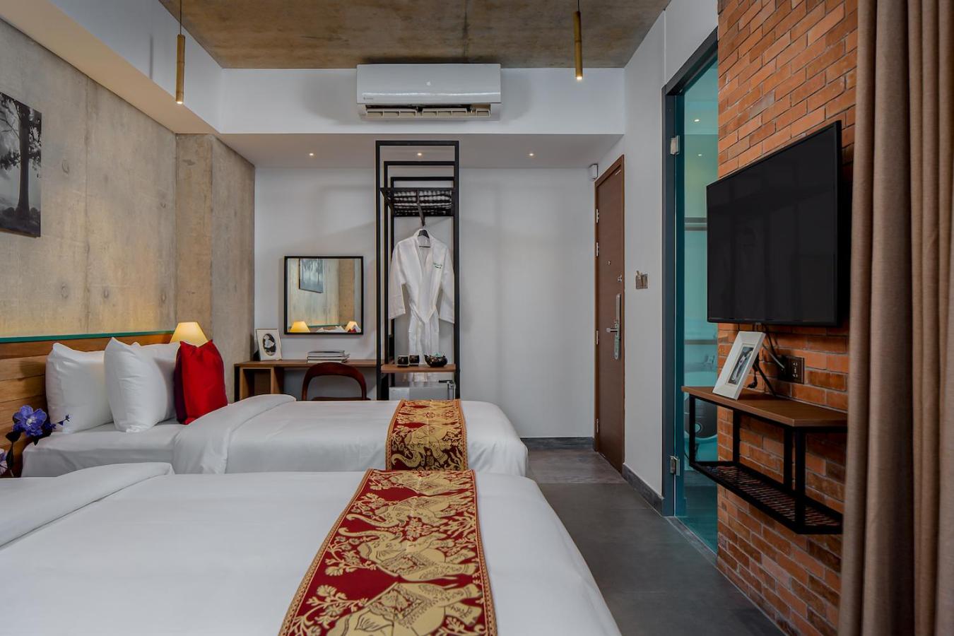 Standard Twin Room - Photo 3