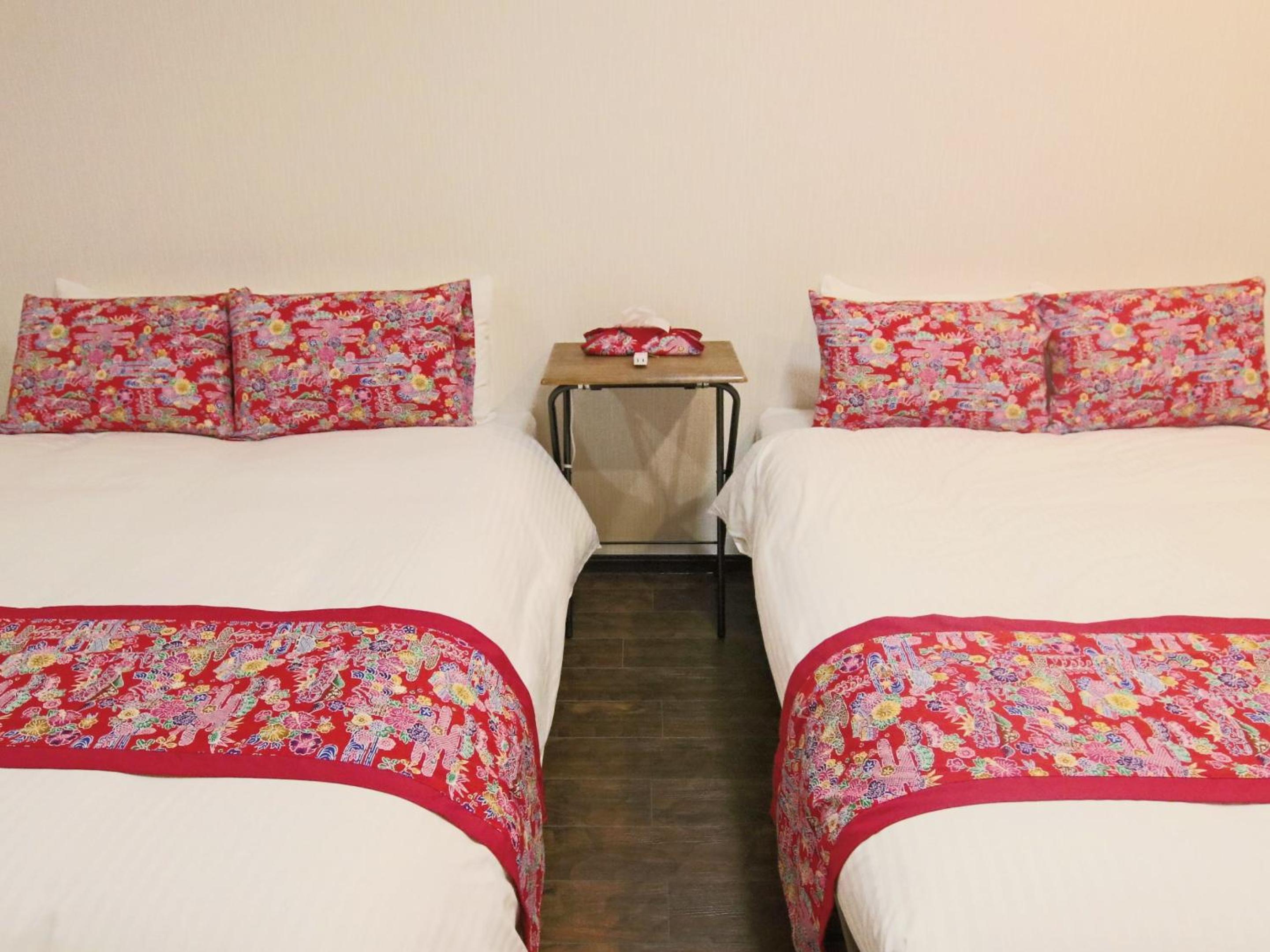 Standard Twin Room - Photo 3