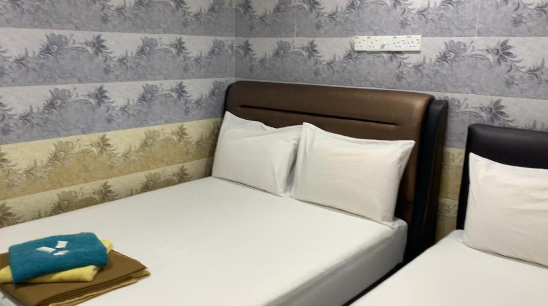 Double Room - Photo 5