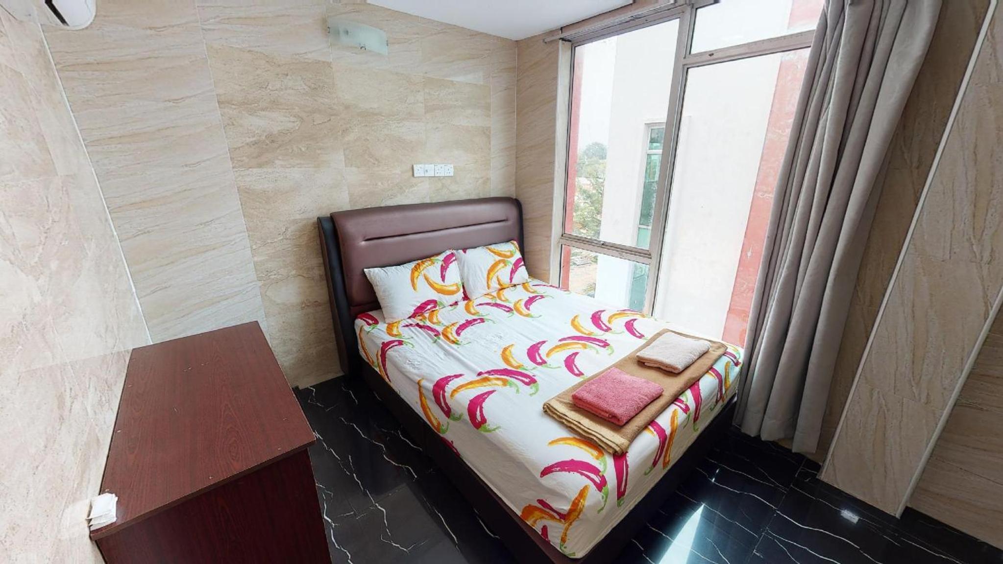 Double Room - Photo 6