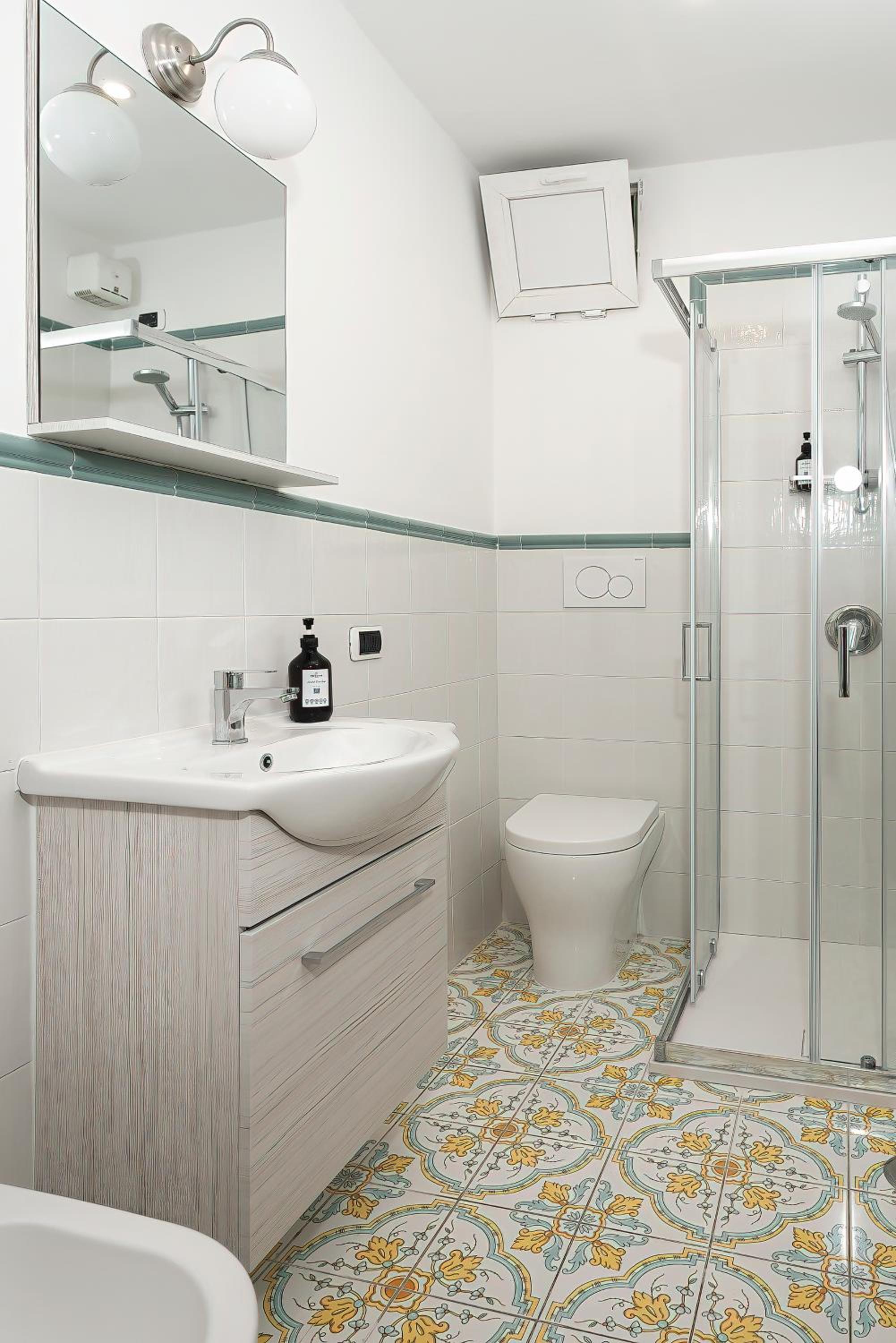 Triple Room - Photo 6