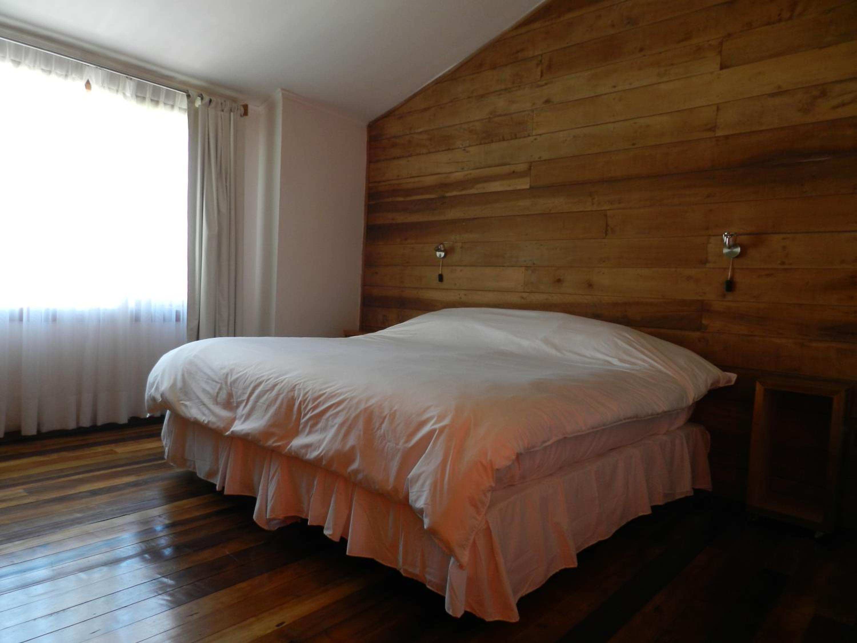 Double or Twin Room with Private Bathroom photo 2