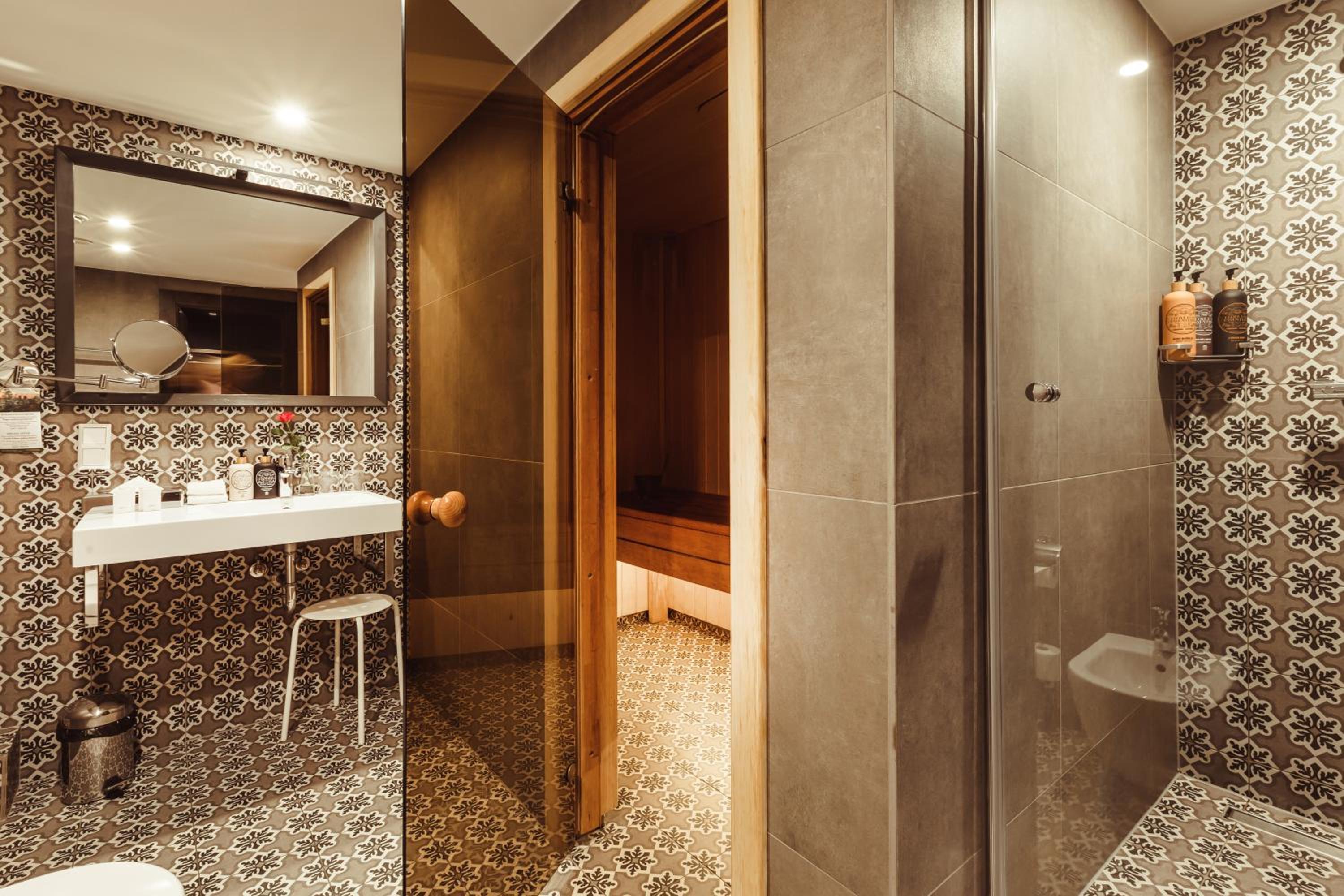 Junior Suite - Photo 5