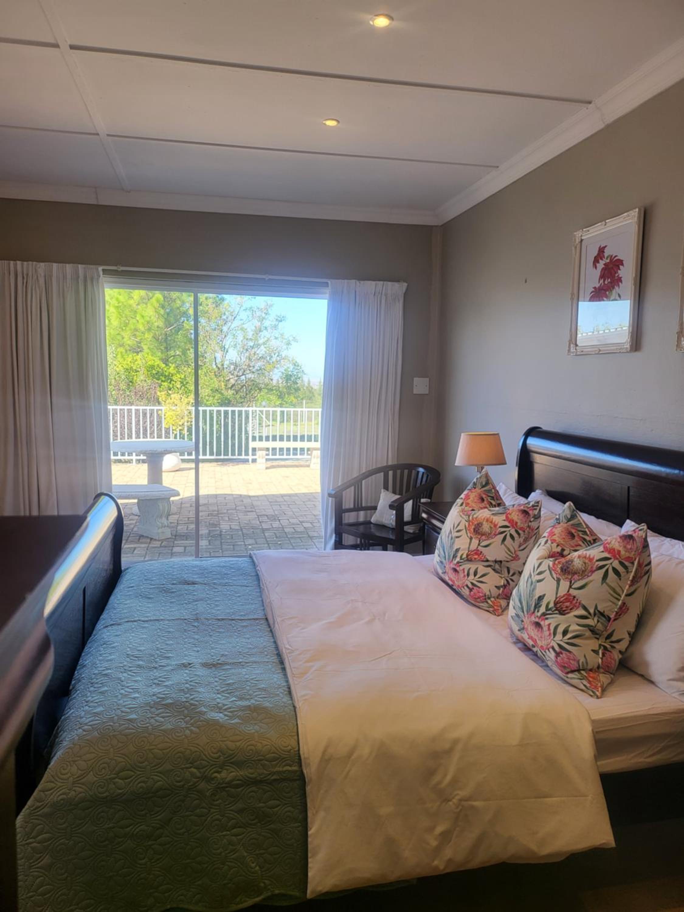 Double Room with Garden View photo 2