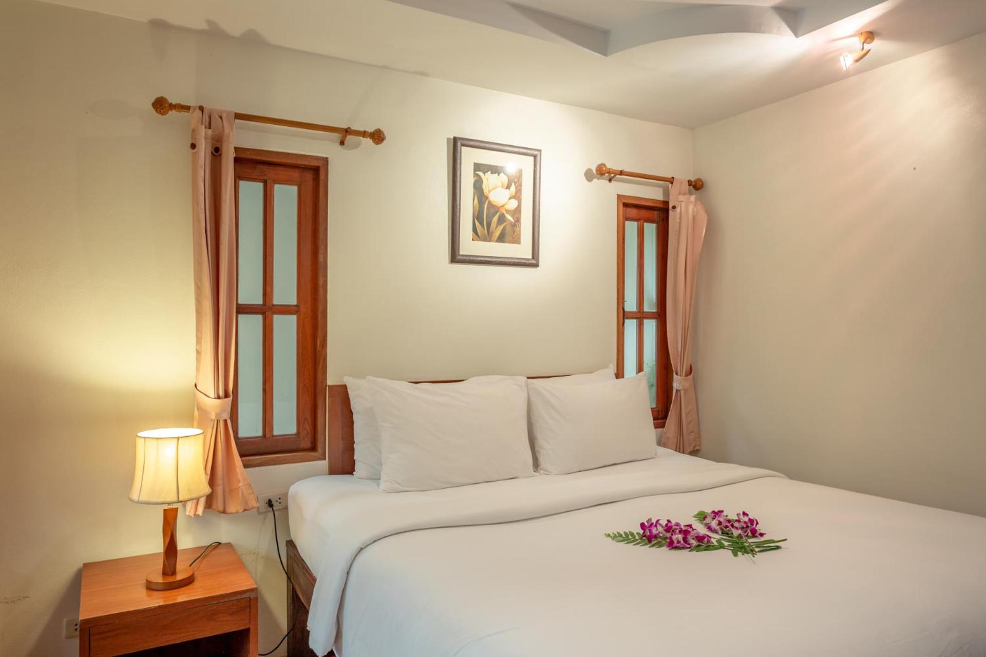 Deluxe Double or Twin Room photo 1