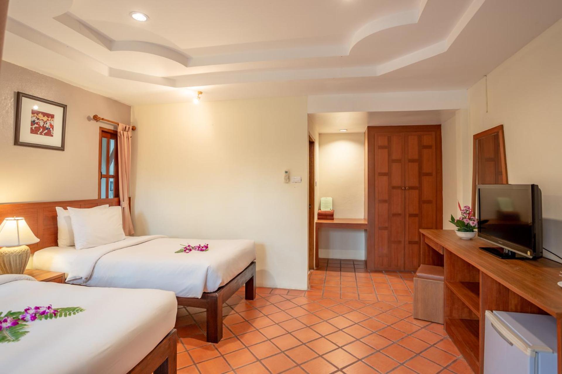 Deluxe Twin Room photo 2