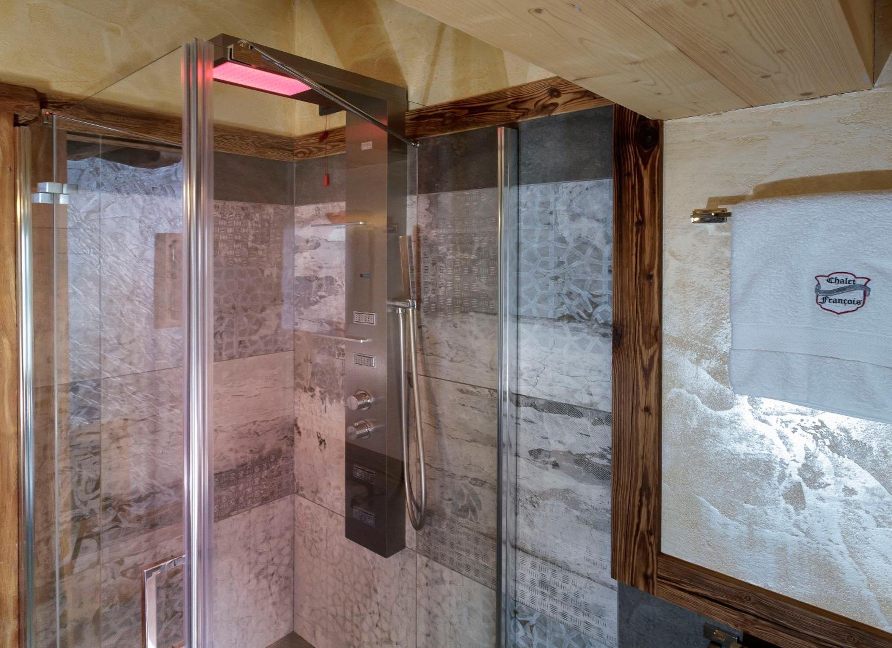 Double or Twin Room with Spa Access - Photo 3