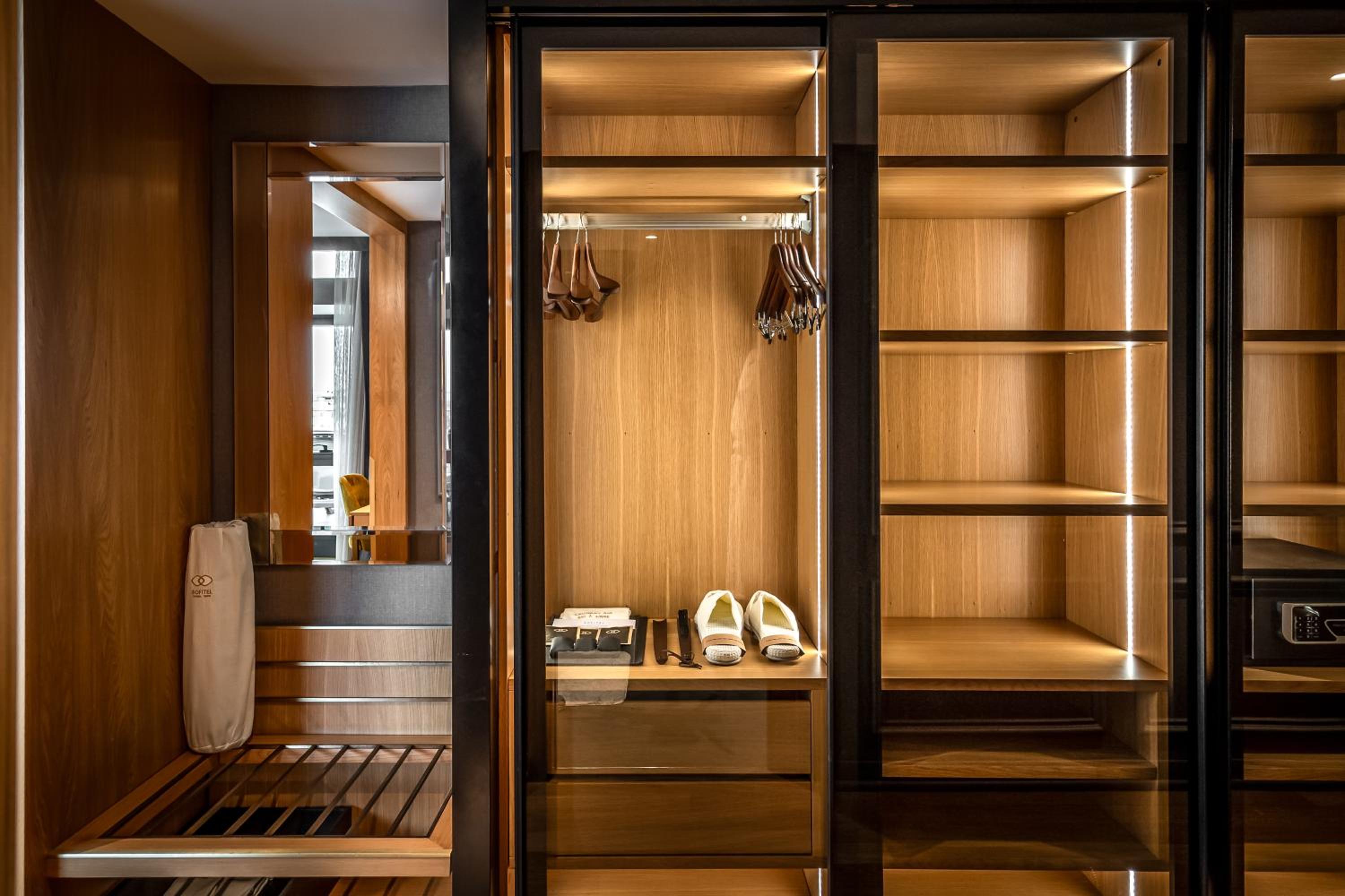 Prestige King Suite with Bosphorus View