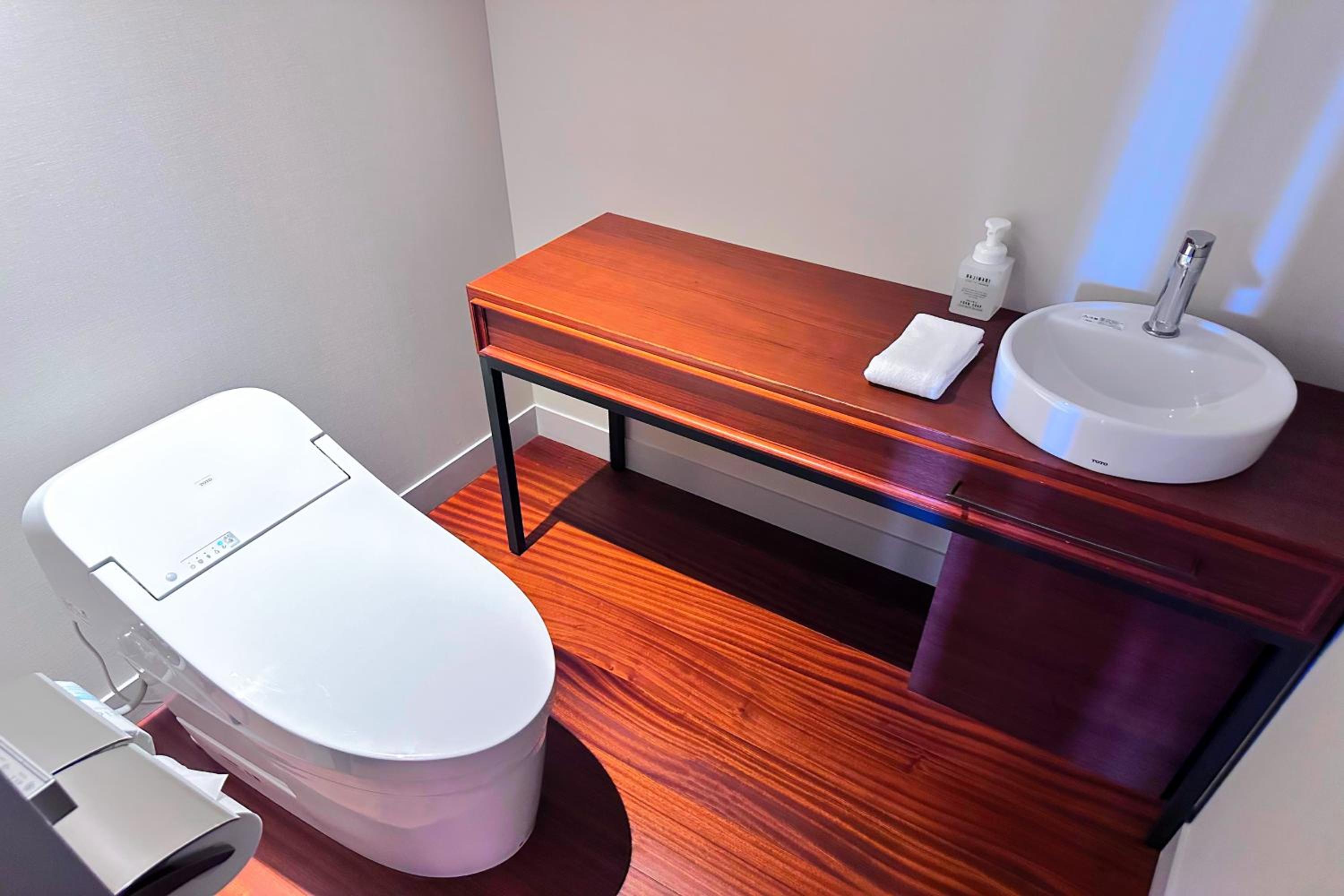Gold Suite Room with Private Pool - Premier Wing - Photo 4