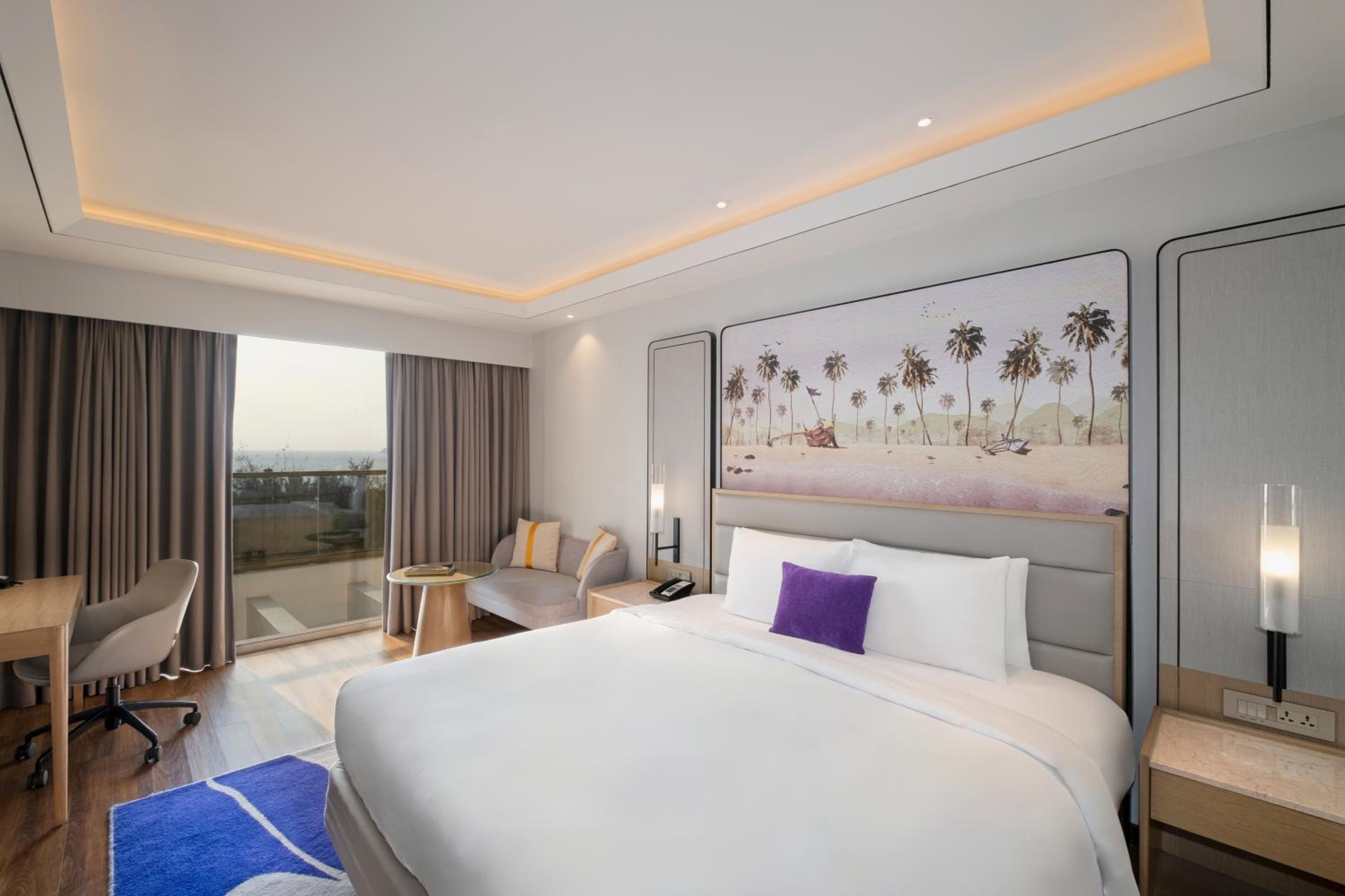 Premium Room King Bed Sea View - Photo 1