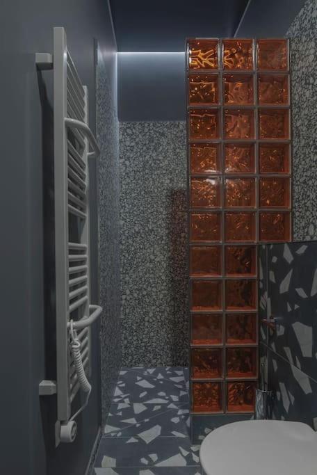 One-Bedroom Apartment - Photo 18