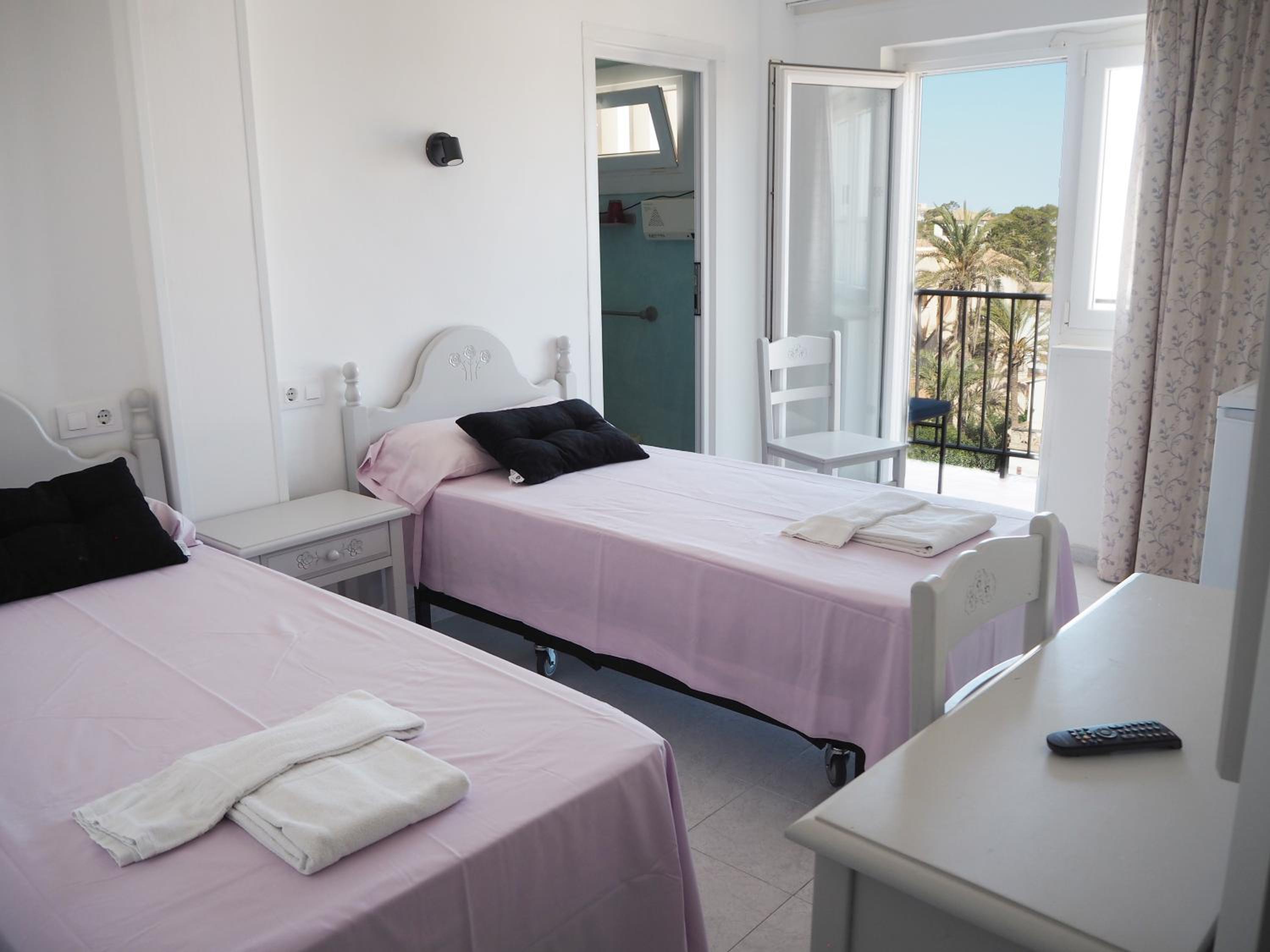 Basic Doppelzimmer thumbnail 5
