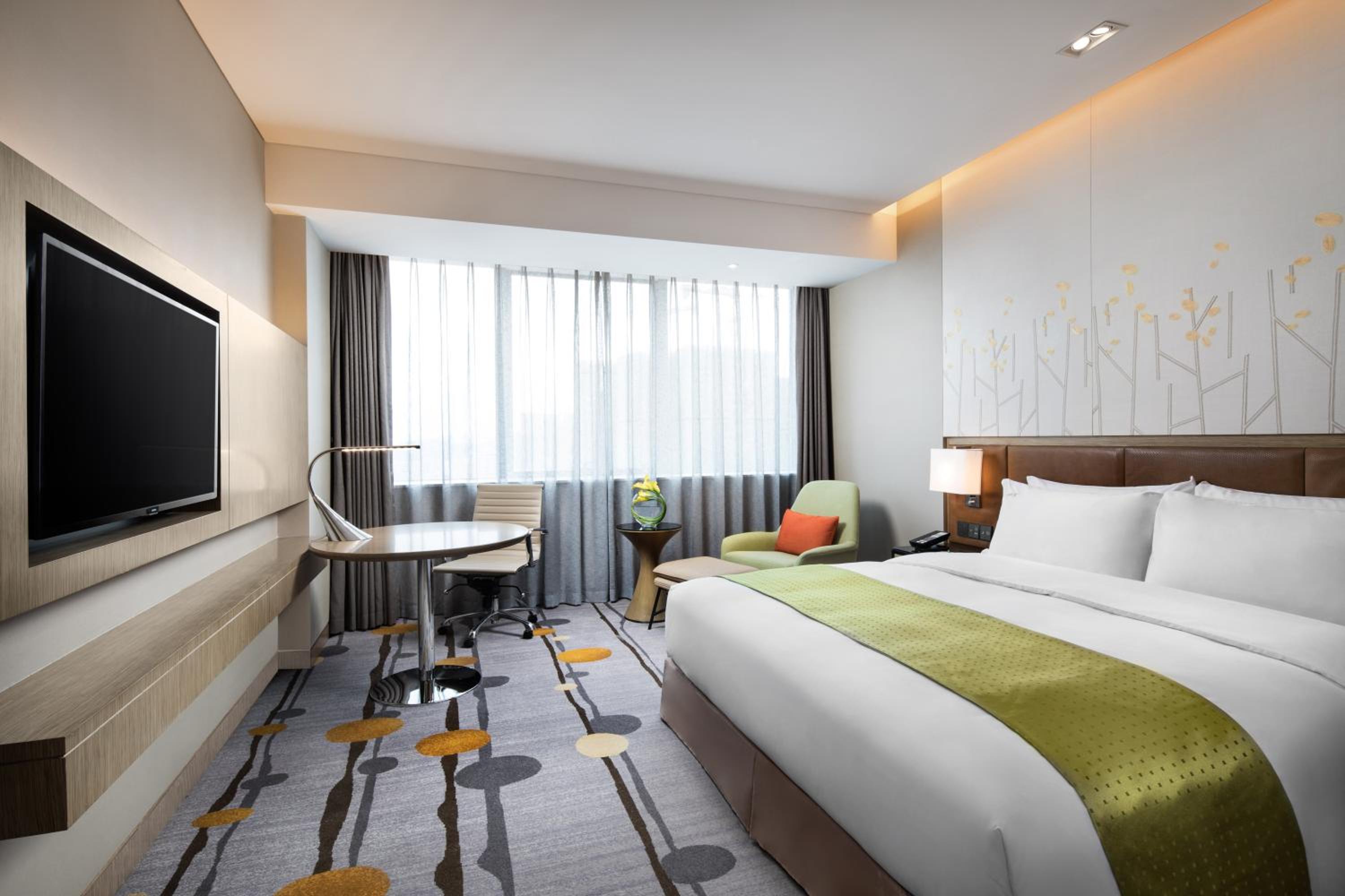 Standard King Room photo 1